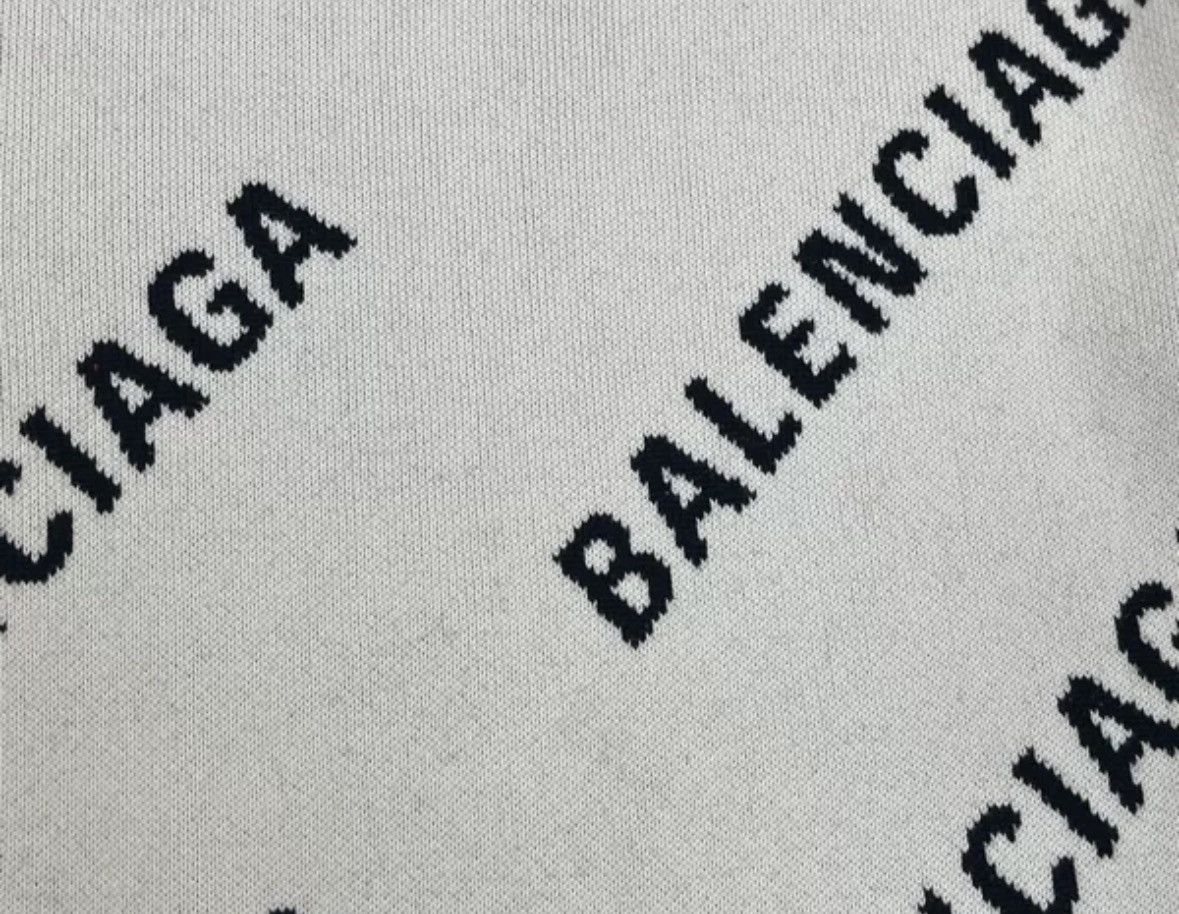 Balenciaga Balenciaga Beige Bullet Screen Long Sweater 2412-Nextarrow Size US XS / EU 42 / 0 - 5 Thumbnail