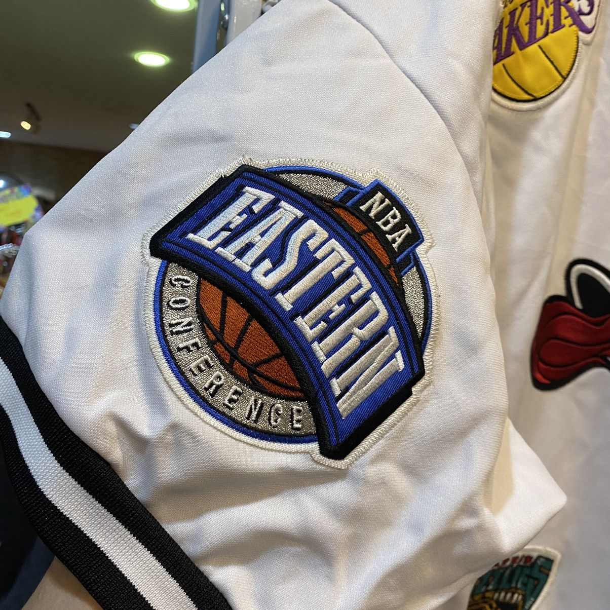 NBA × Vintage RARE🤯🤯Vintage NBA patchwork all over logo jerseys white Size US XXL / EU 58 / 5 - 12 Thumbnail