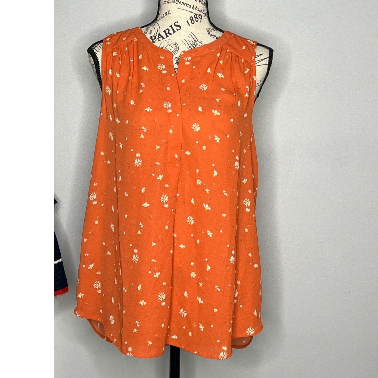 Other Celina Split Neck Blouse Stitch Fix Exclusive Daisy Pattern Size S / US 4 / IT 40 - 12 Thumbnail