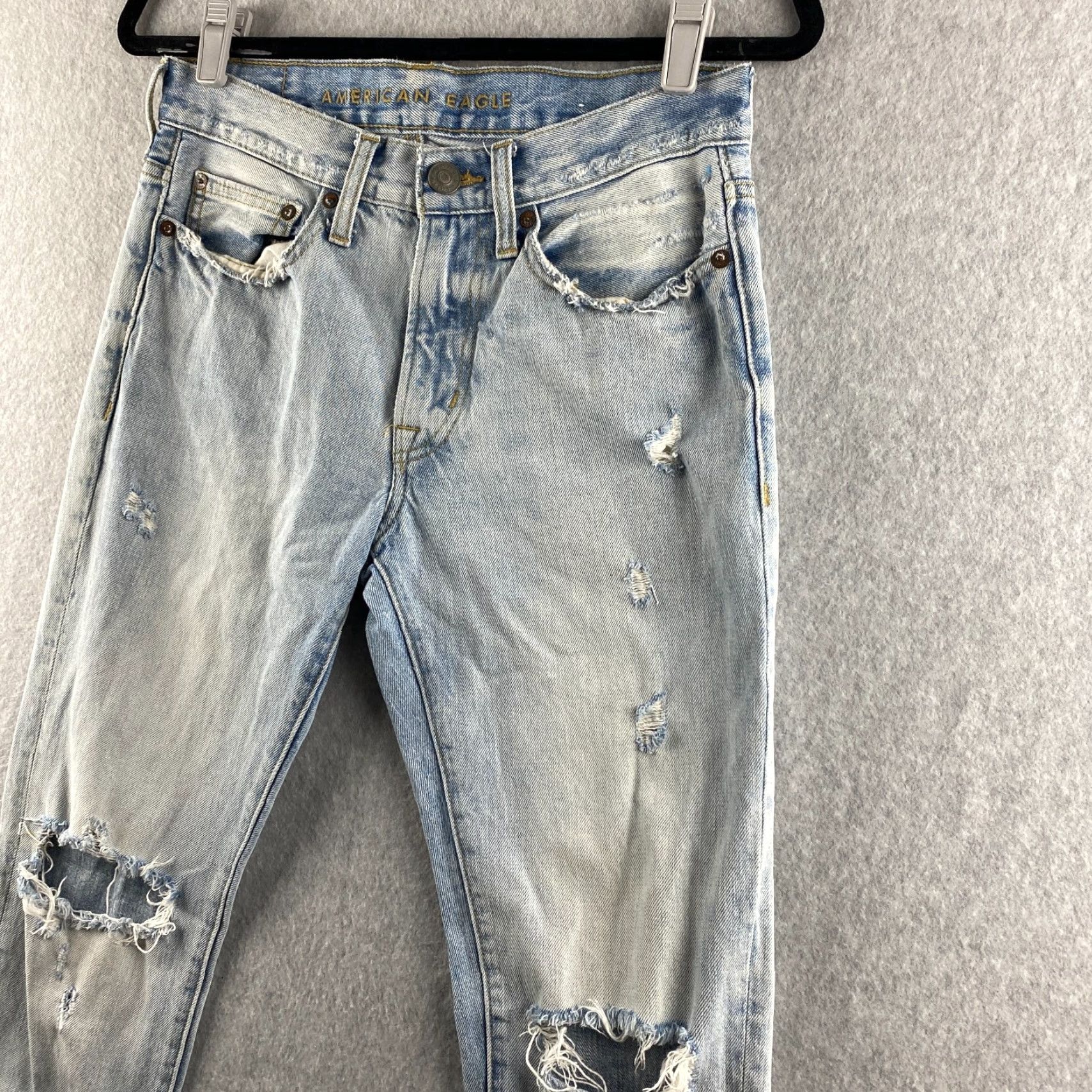 American Eagle Outfitters American Eagle Jeans Mens 28 X 30 Blue Light Wash Distressed Relaxed Straight Size US 28 / EU 44 - 7 Thumbnail