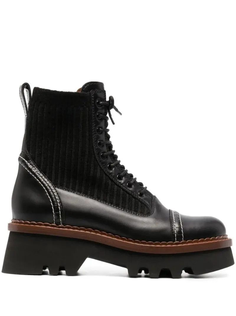 o1loc1c0624 CHC23 Owena Ankle Boots in Black