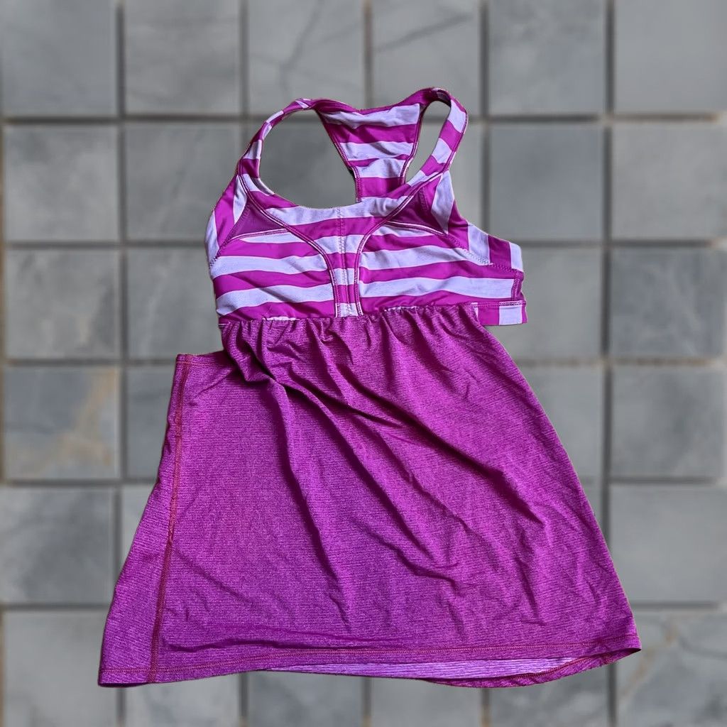 Lululemon VINTAGE Lululemon 2 In 1 Run Tank Built In Shelf Bra Stripe Racerback Top Women’s 6 Tank Women 6 Pink Racerback Shirt Females Size M / US 6-8 / IT 42-44 - 1 Thumbnail