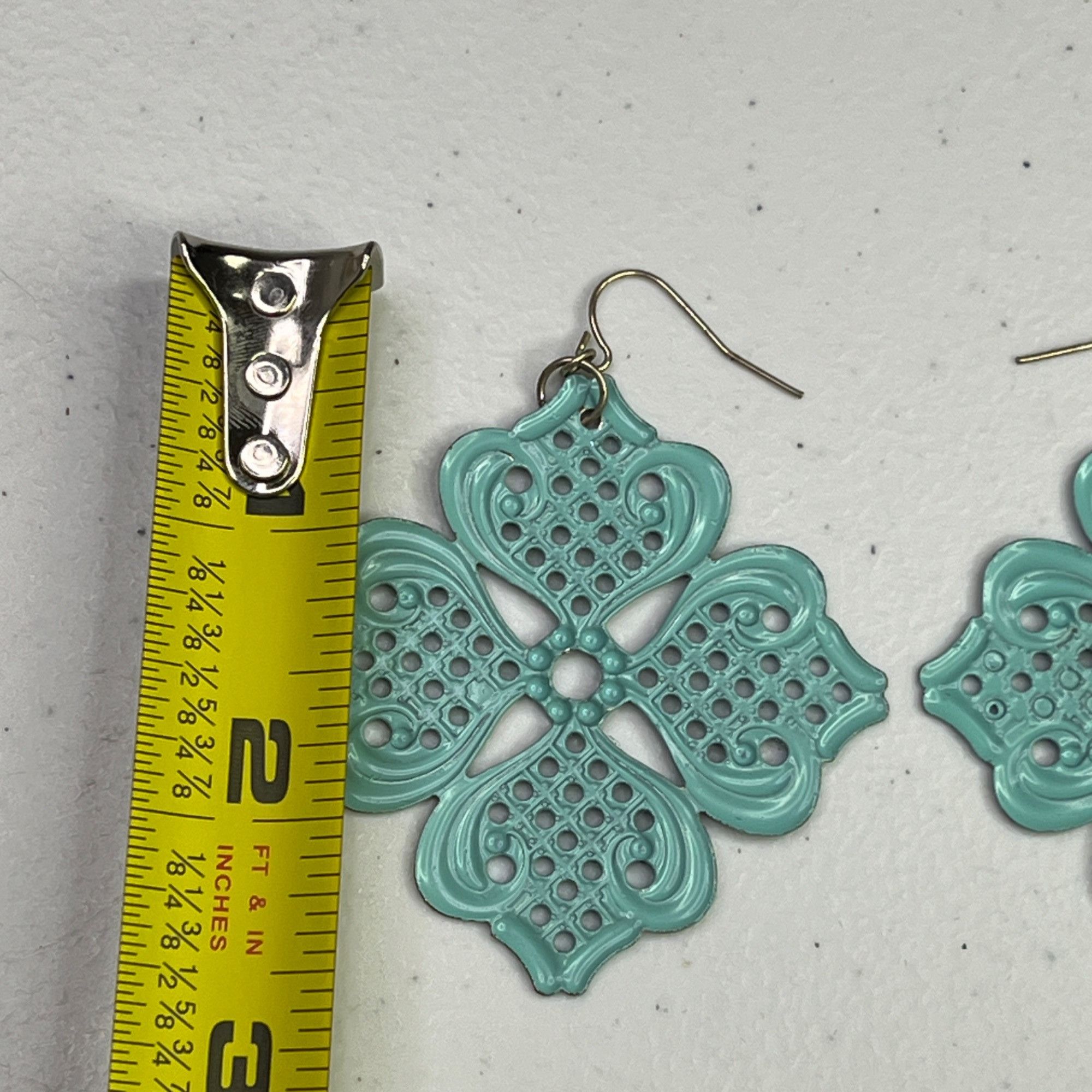 Vintage Ornate Filigree Mint Green Floral Earrings With Gold-Tone Size ONE SIZE - 4 Thumbnail