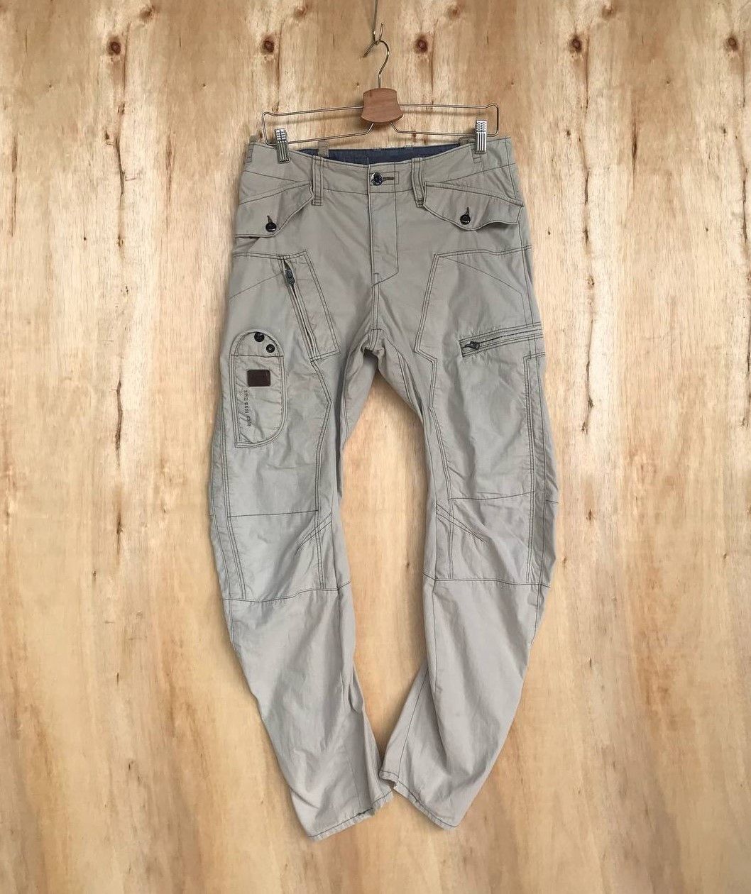 20471120 × Beauty Beast × G-Star (W30x28)G-Star Curved Leg cargo multipocket Size US 30 / EU 46 - 1 Thumbnail