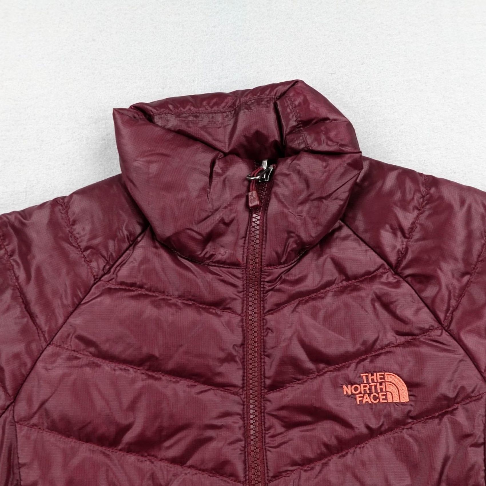 The North Face The North Face Jacket Womens Small Red Burgundy 550 Down Puffer Coat Full Zip Size S / US 4 / IT 40 - 2 Thumbnail