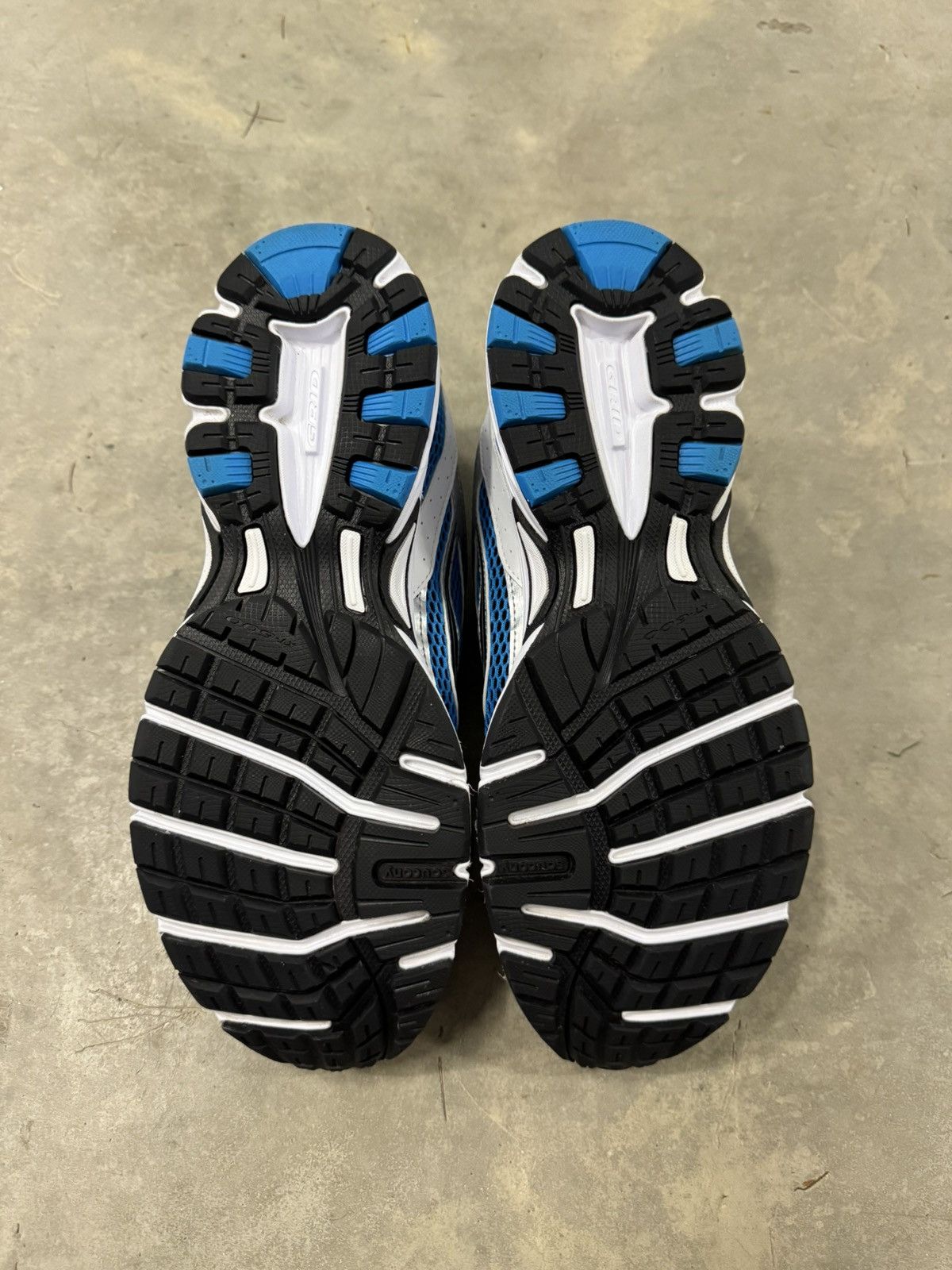 Saucony Saucony Grid Ride Millenium White Blue Black Size 11.5 Size US 11.5 / EU 44-45 - 6 Thumbnail