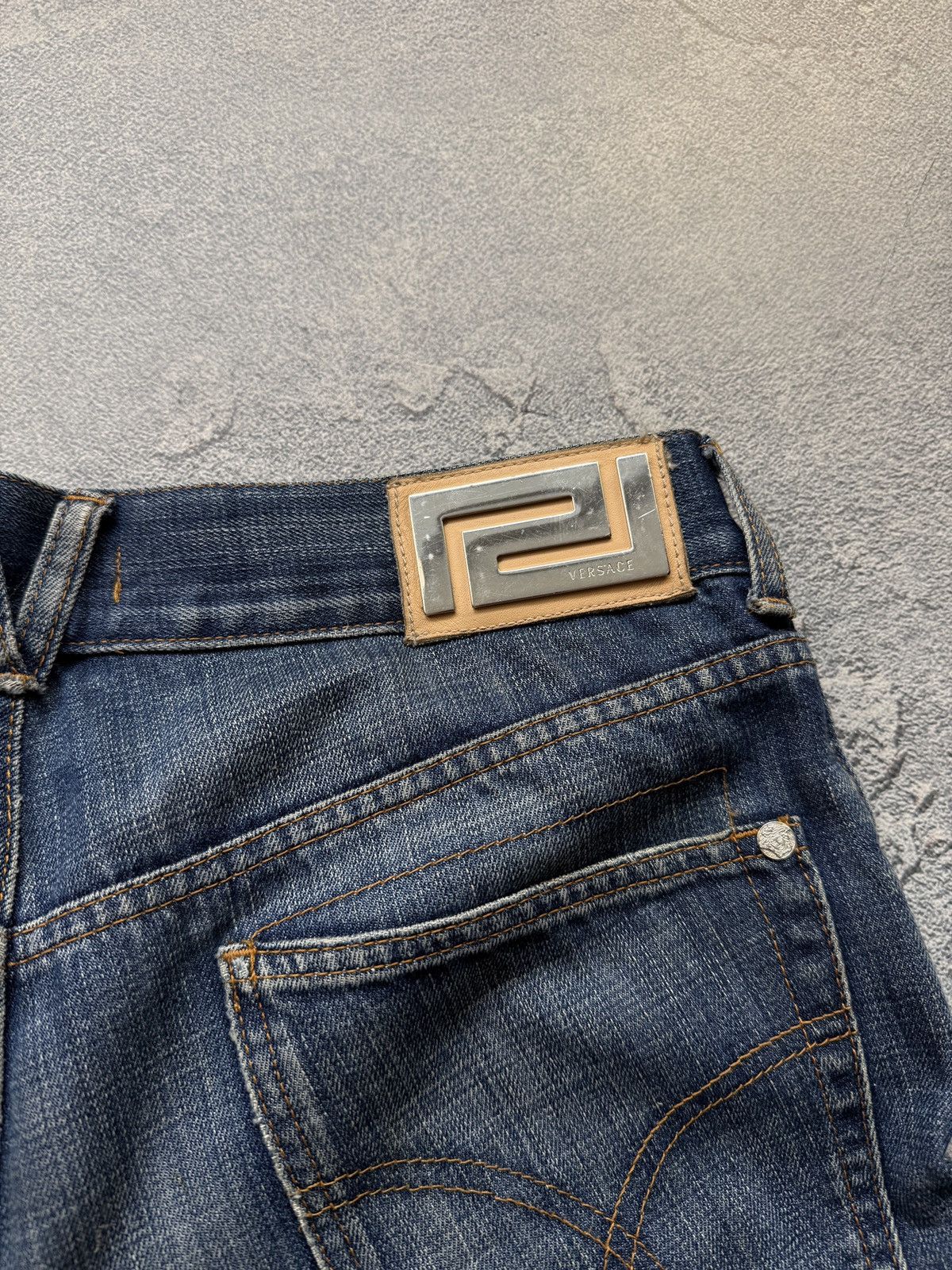 Versace 90s Vintage Versace Jeans Pants Size US 34 / EU 50 - 12 Thumbnail