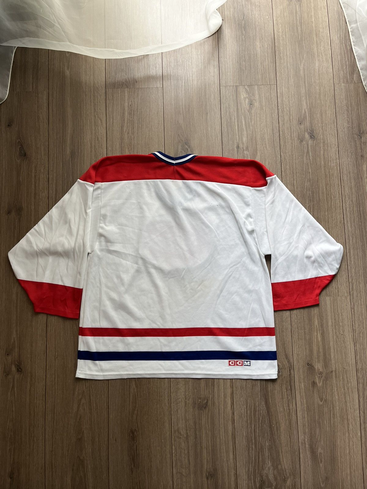 NHL Vintage original CCM Montreal Canadiens jersey 1990-1995 Size US S / EU 44-46 / 1 - 5 Thumbnail
