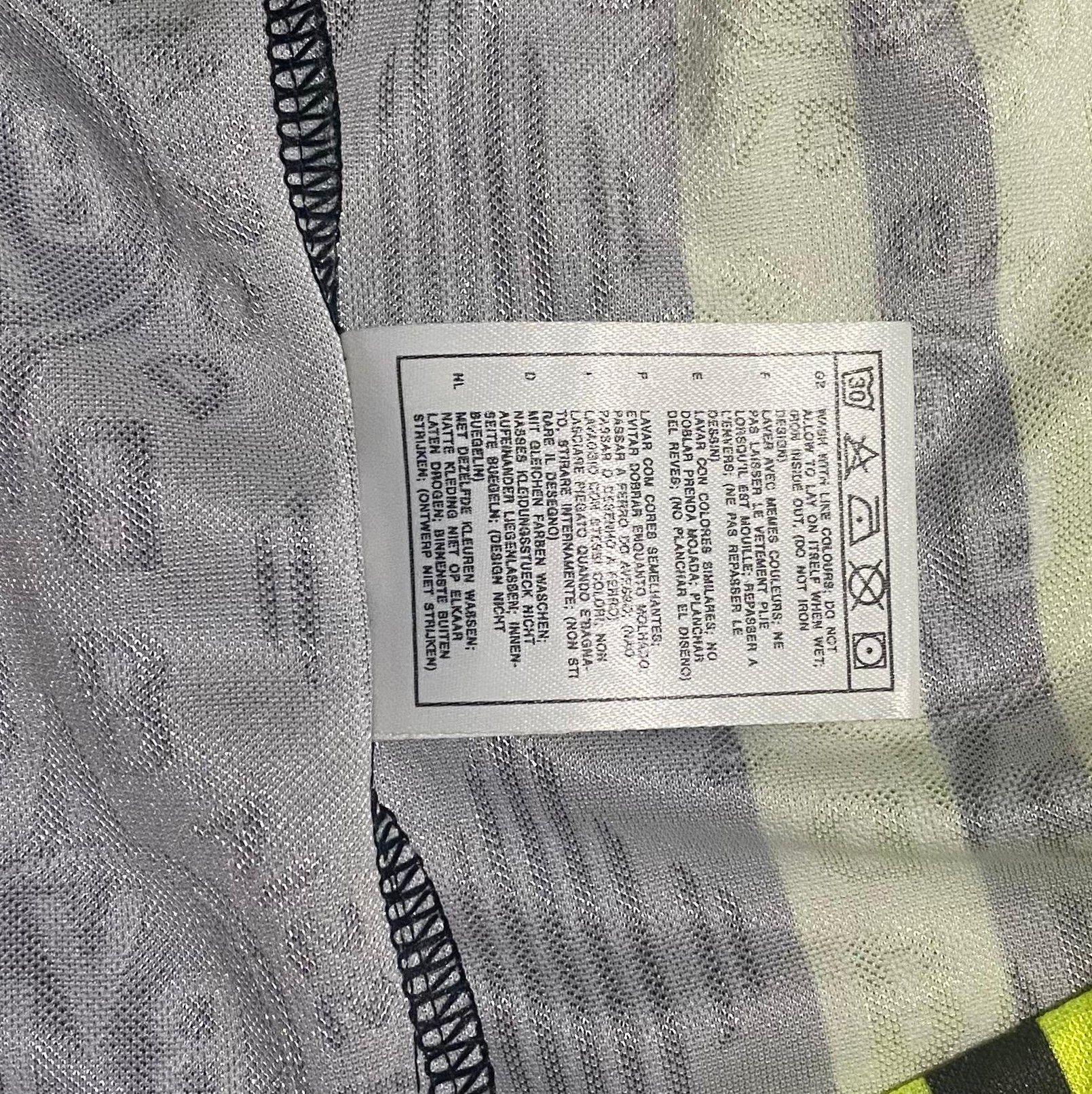 Nike Borussia Dortmund 1996-1997 Home Jersey Andreas Möller Size US L / EU 52-54 / 3 - 9 Thumbnail