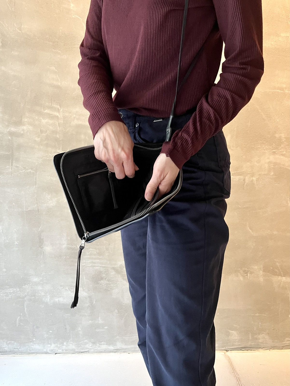 Boris Bidjan Saberi BBS • Zip-Around Wallet Bag • Black Smooth Leather Size ONE SIZE - 8 Thumbnail