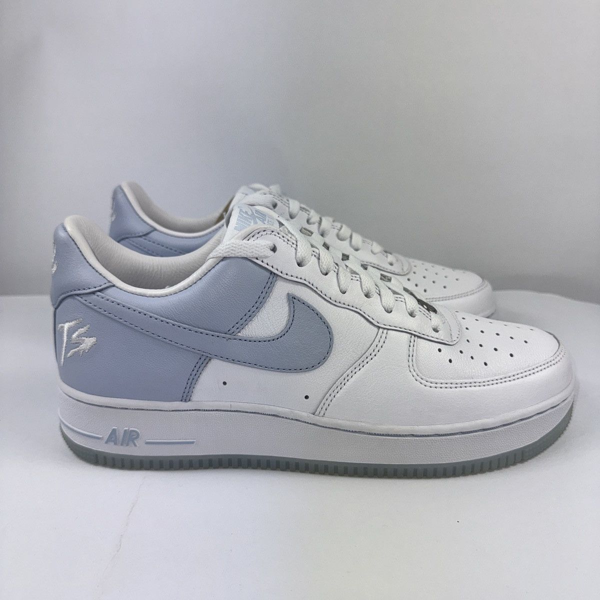 Nike AIR FORCE 1 X TERROR SQUAD LOYALTY LOW SNEAKERS QS TS NY Size US 10 / EU 43 - 1 Thumbnail