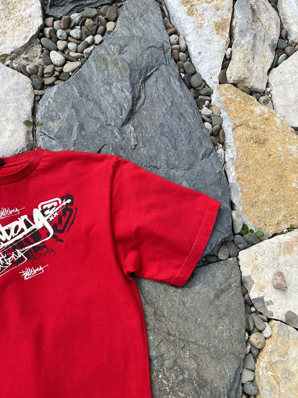 Billabong × Vintage Vintage billabong y2k tee graffiti spray logo t-shirt baggy Size US M / EU 48-50 / 2 - 3 Thumbnail