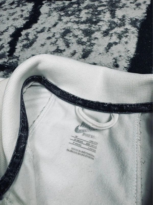 Nike Vintage Nike 90s M White Black Logo Zip Track Jacket Size M / US 6-8 / IT 42-44 - 4 Thumbnail