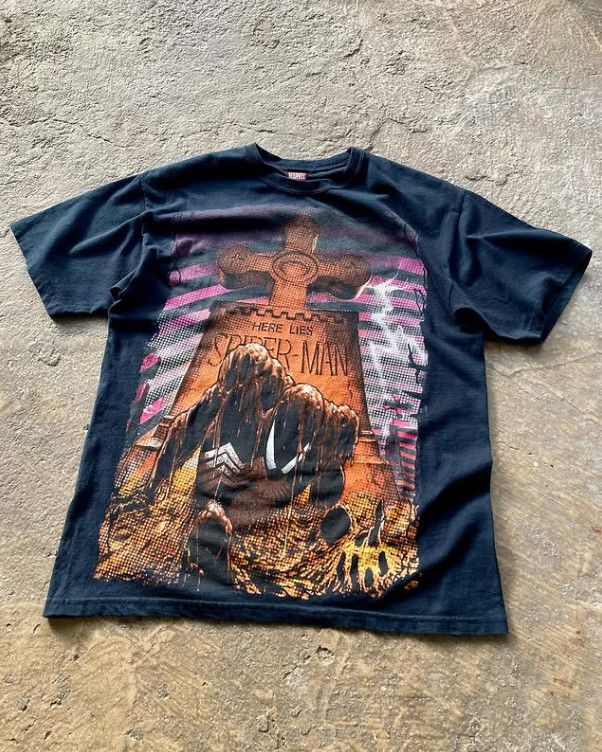 Marvel Comics × Vintage Spider - Man Tee Y2K HERE LIES Size US L / EU 52-54 / 3 - 1 Thumbnail