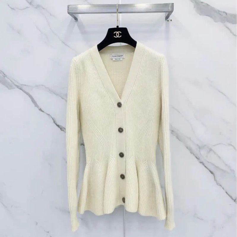 Alexander McQueen Alexander McQueen Cream Wool Blend Long Sleeve Cardigan 0089 Size XS / US 0-2 / IT 36-38 - 1 Thumbnail