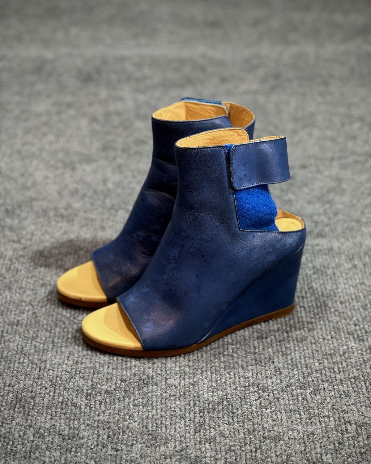 MM6 MM6 PARIS Maison Margiela Blue Leather Wedge Ankle Boot Size US 7 / IT 37 - 1 Thumbnail