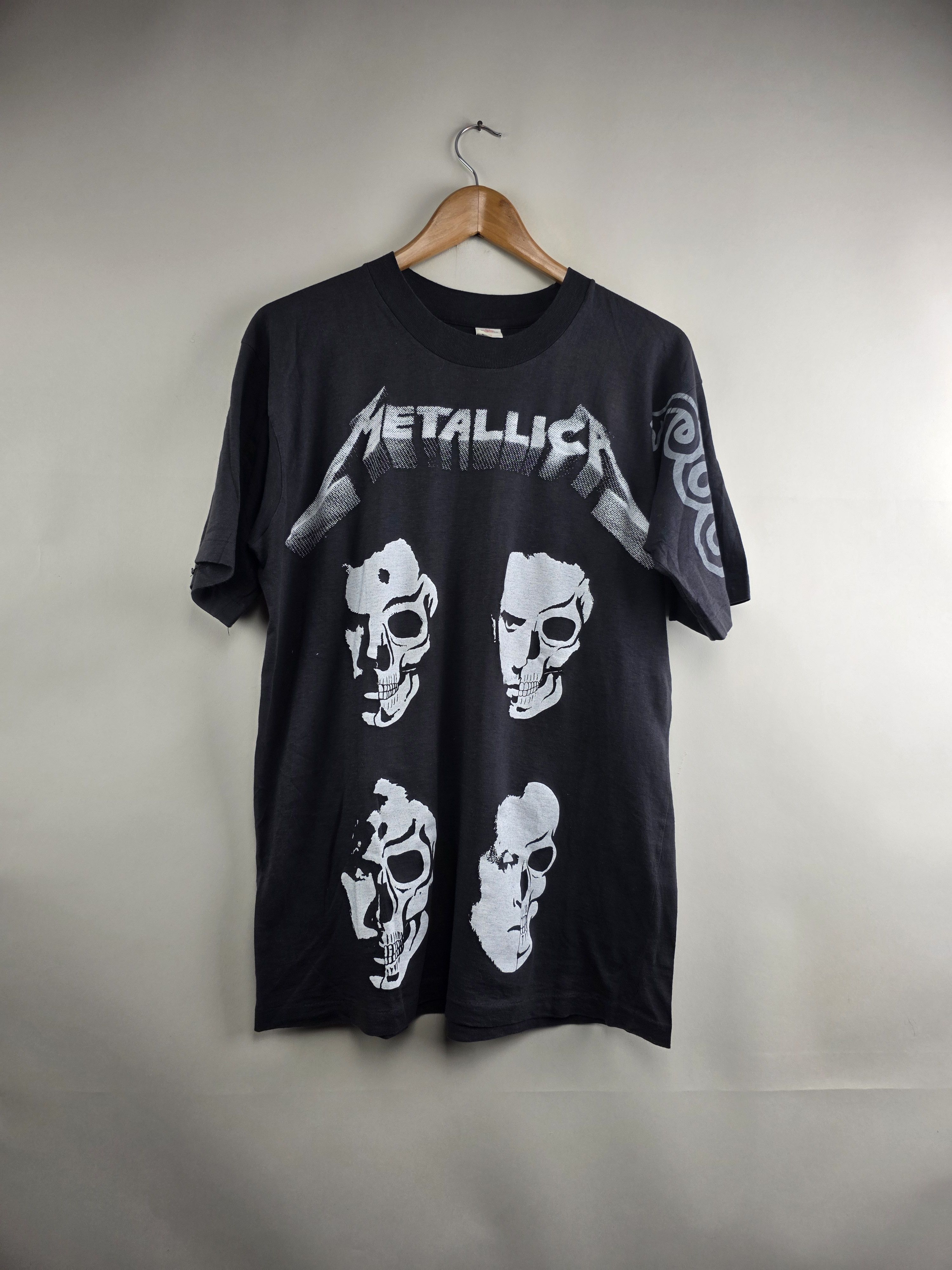 Band Tees × Metallica × Vintage 1993 Metallica Nowhere else to roam tour XL 21.5" 29" Size US XL / EU 56 / 4 - 7 Thumbnail