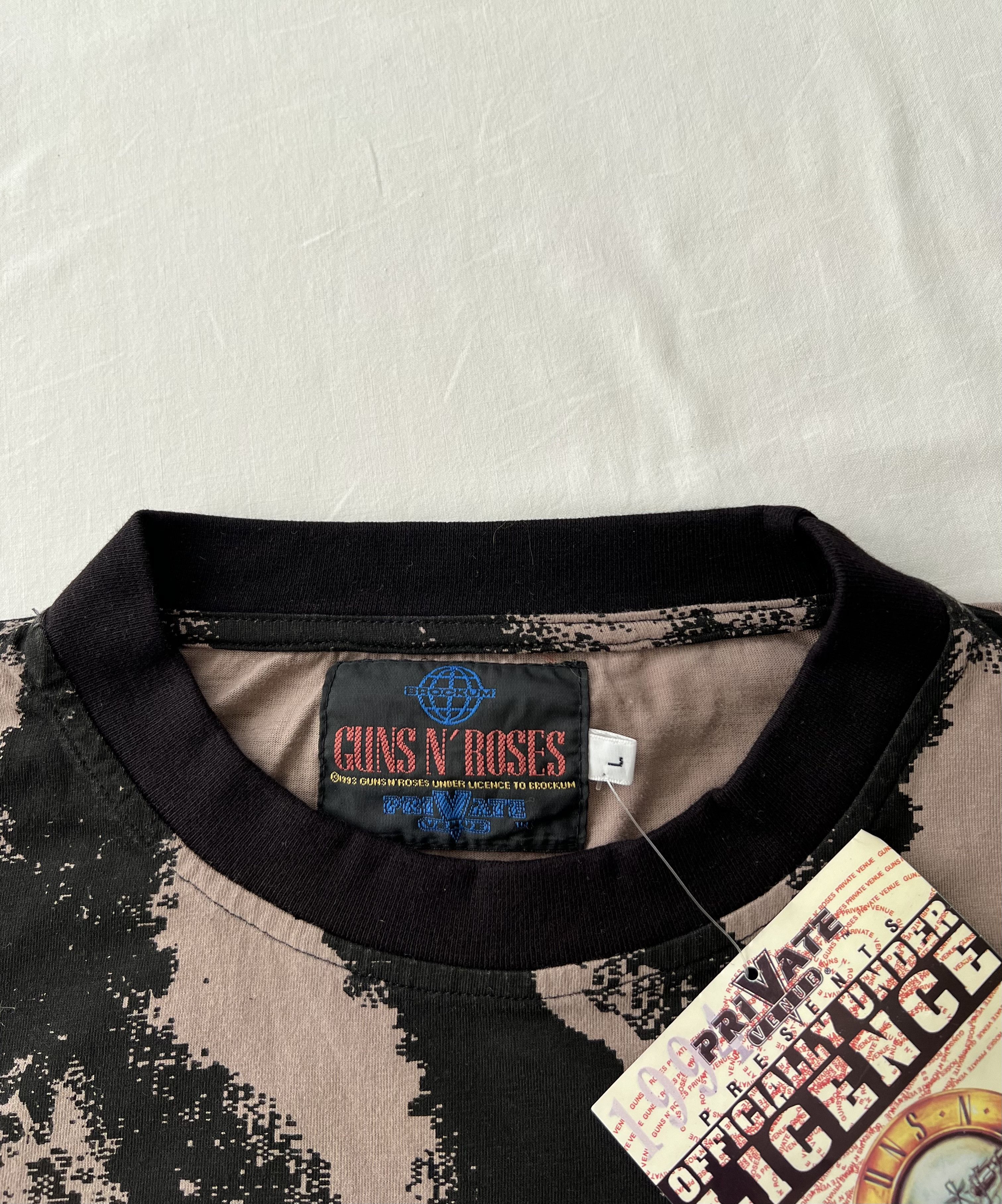 Vintage 1993 Guns N Roses Bleached Brockum Black T-shirt