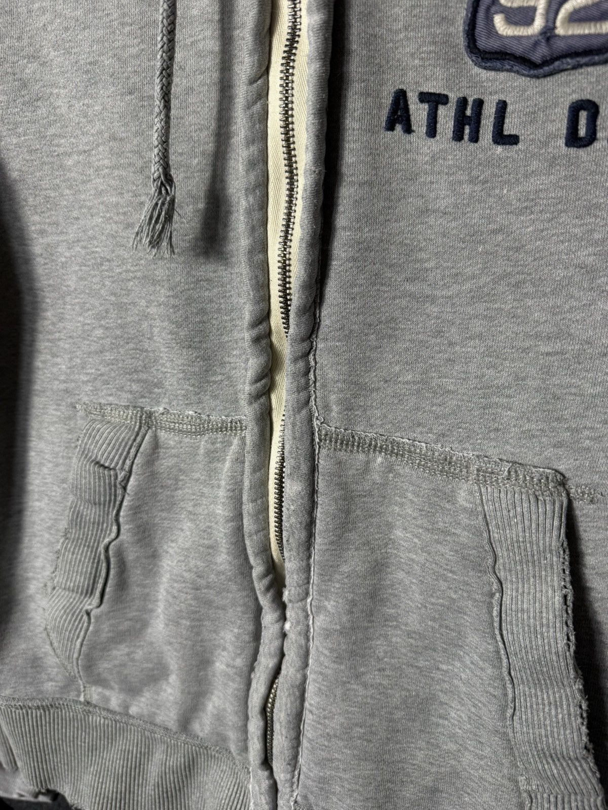 Abercrombie & Fitch Vintage Abercrombie & Fitch Distressed Zip Hoodie Y2K Grey Size US S / EU 44-46 / 1 - 12 Thumbnail