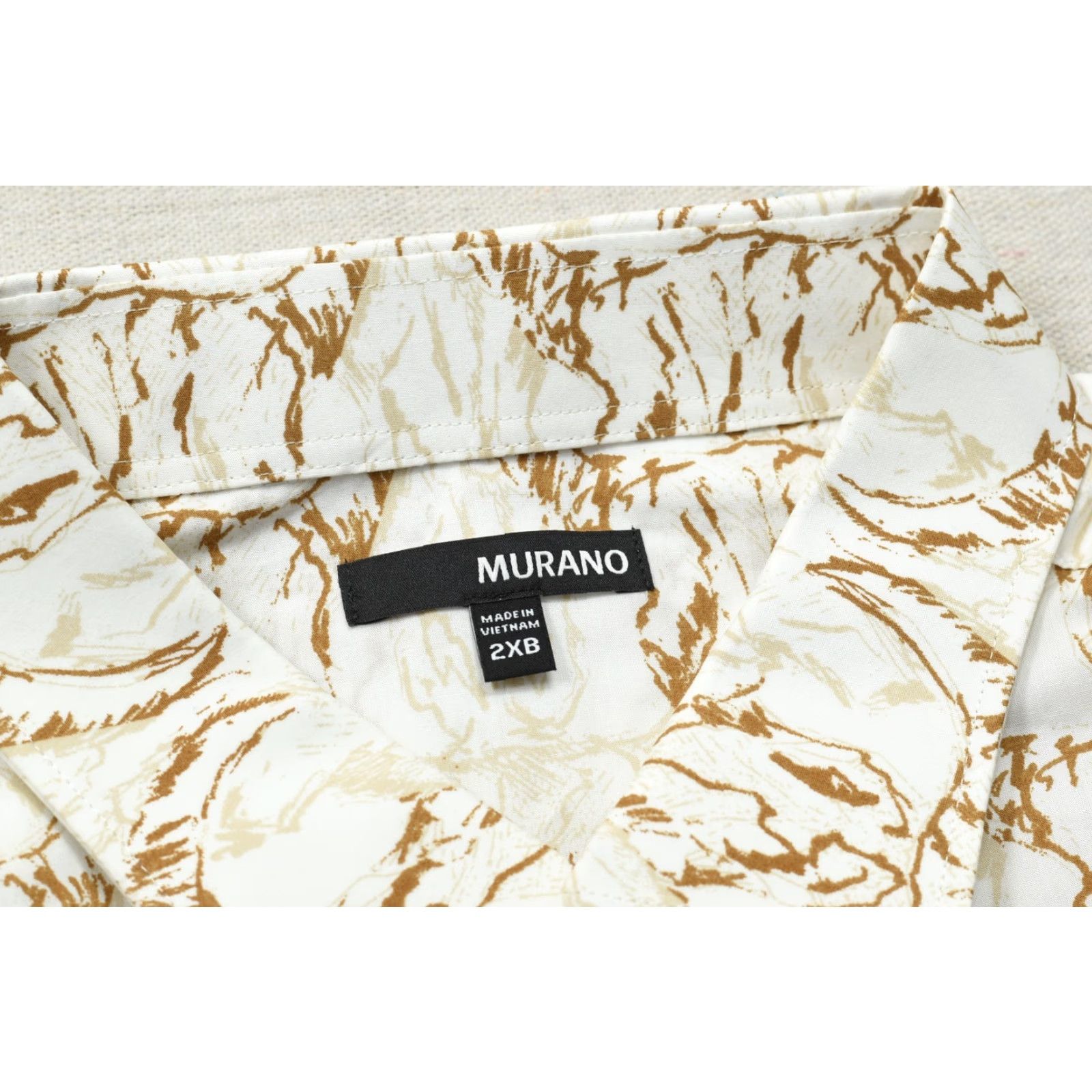 Murano Murano Button-Down Shirt Big 2X B& Tall Men Short Sleeve NWT White Beige Cotton 100% Bull Skull Accent Classic Casual Shirt Size US XXL / EU 58 / 5 - 8 Thumbnail