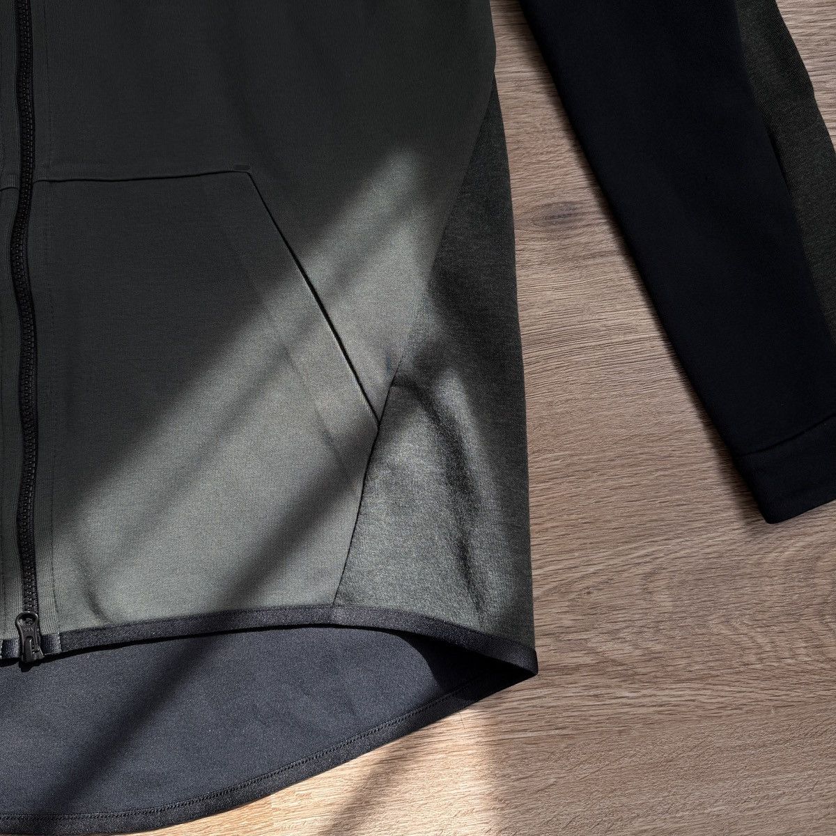 Nike Nike Sportswear Tech Fleece Windrunner Men's Full-Zip Hoodie Size US L / EU 52-54 / 3 - 4 Thumbnail