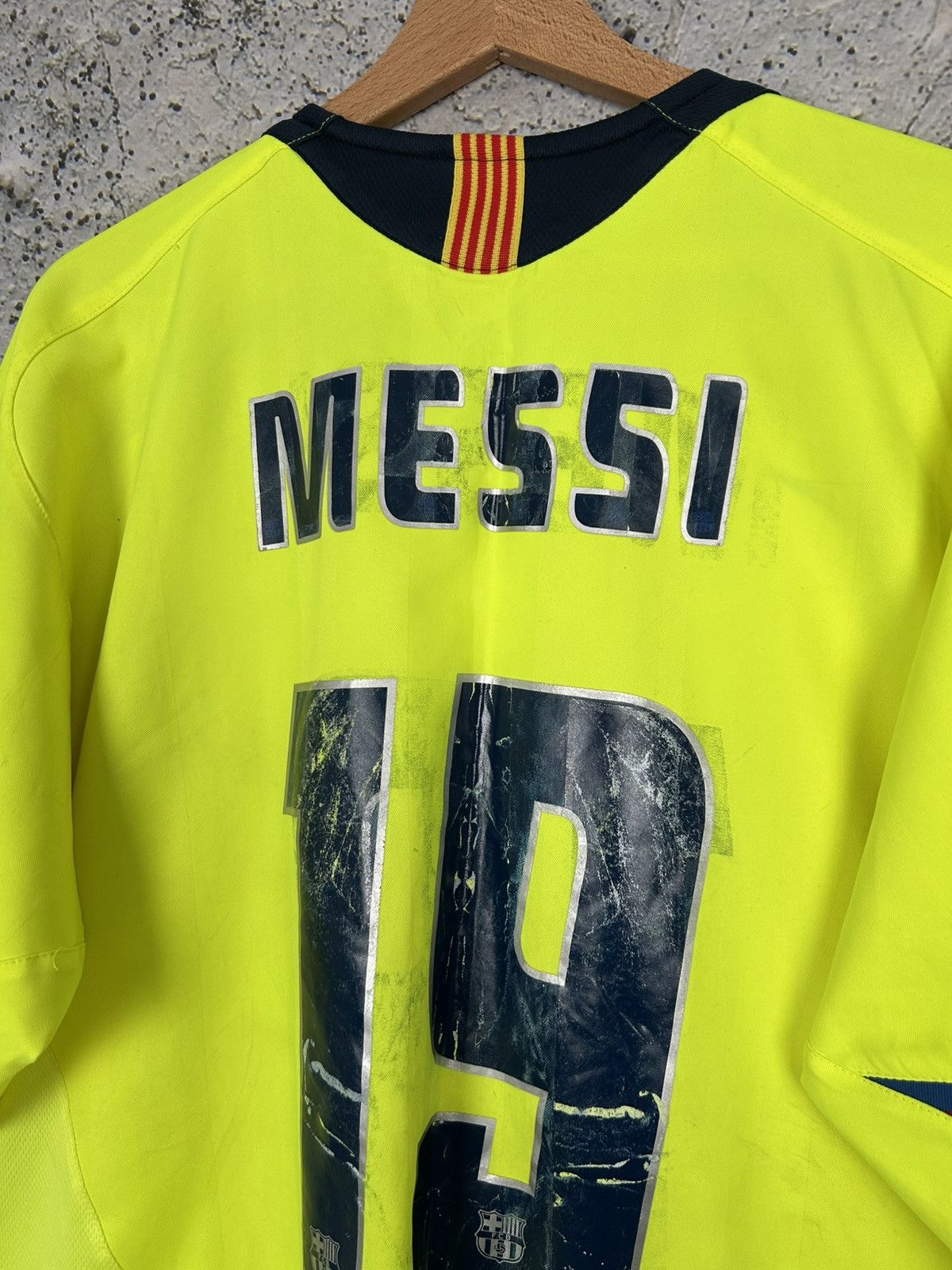 Nike Vintage FC Barcelona Messi Nike Soccer Jersey Football Rare Size US XL / EU 56 / 4 - 7 Thumbnail