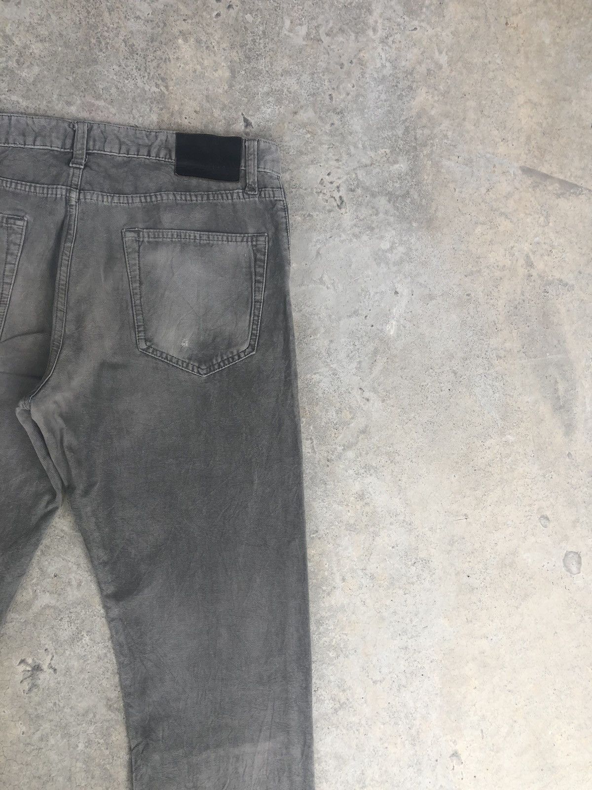 Undercover × Uniqlo Undercover x Uniqlo Distressed Jeans Skinny Jeans Size US 34 / EU 50 - 10 Thumbnail