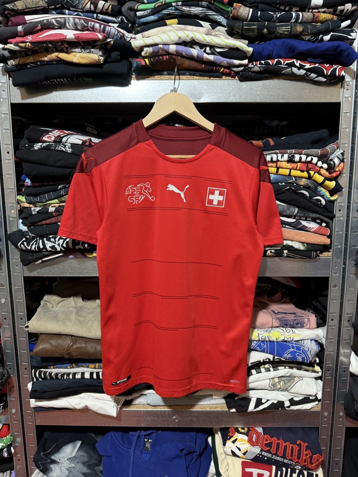 Puma PUMA SWITZERLAND 2020 HOME FOOTBALL SHIRT SOCCER JERSEY Size US S / EU 44-46 / 1 - 1 Thumbnail