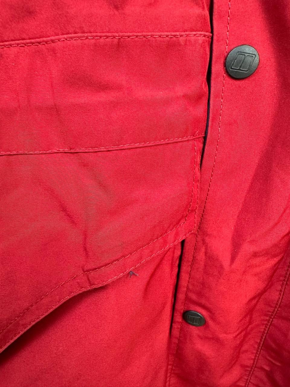 Berghaus Berghaus Gore-Tex Hooded Outdoor Jacket Red Waterproof Size XL / US 12-14 / IT 48-50 - 13 Thumbnail