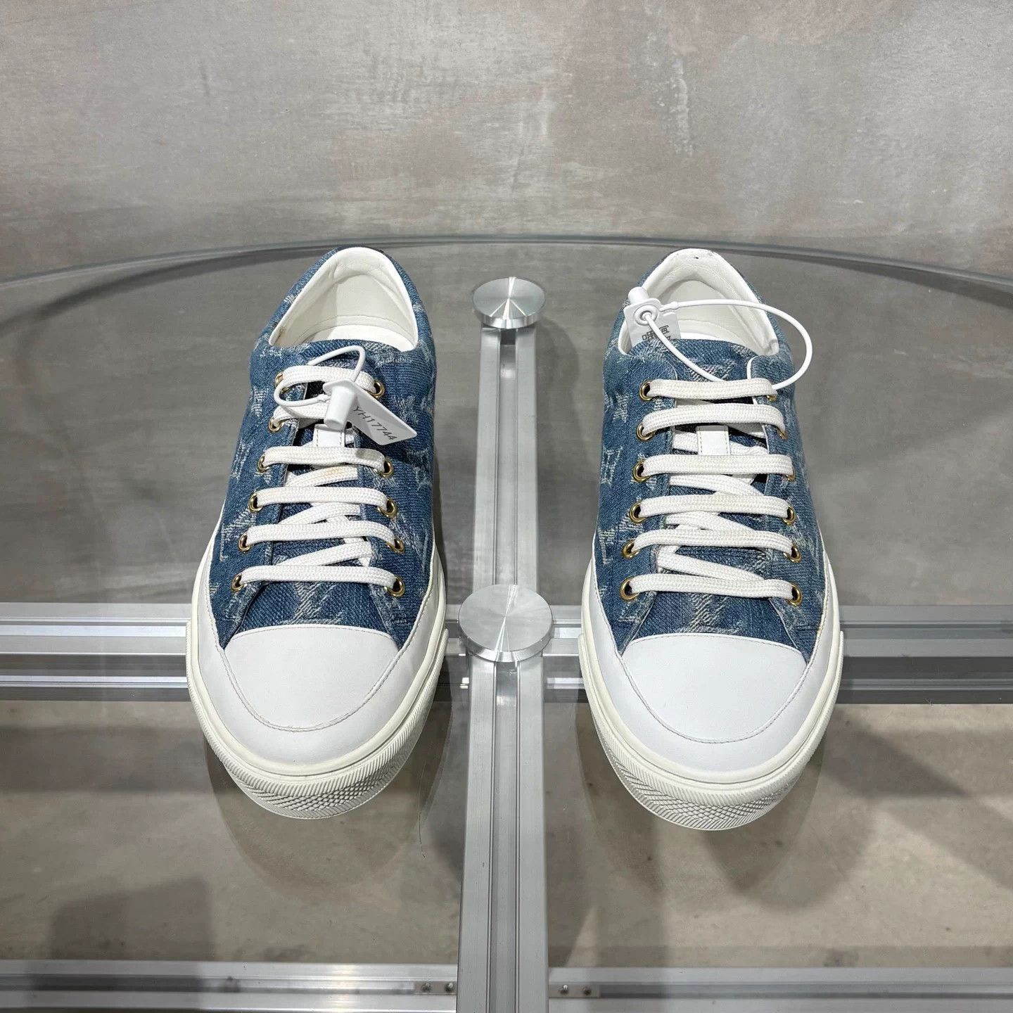 LV Stellar Denim Sneakers EU38 YH17743