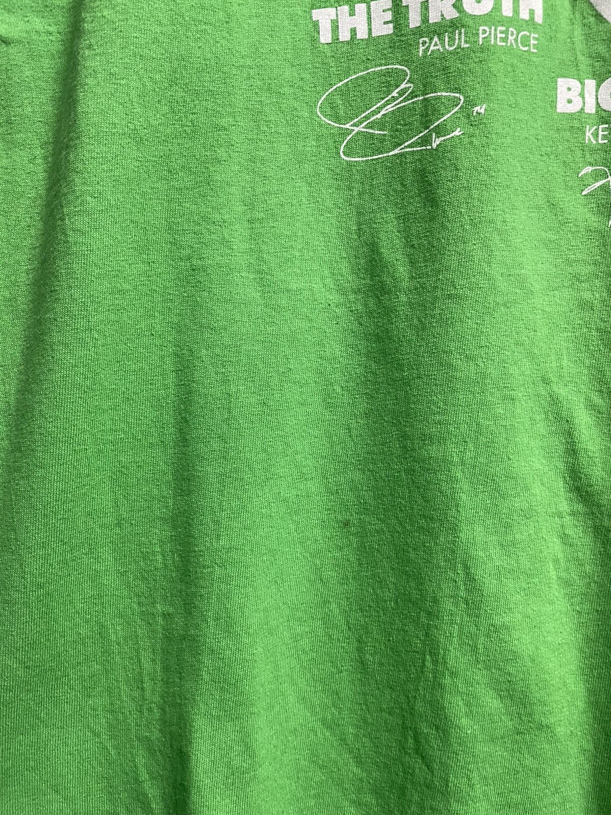 Vintage Y2K NBA Boston Celtics Big Three T-Shirt
