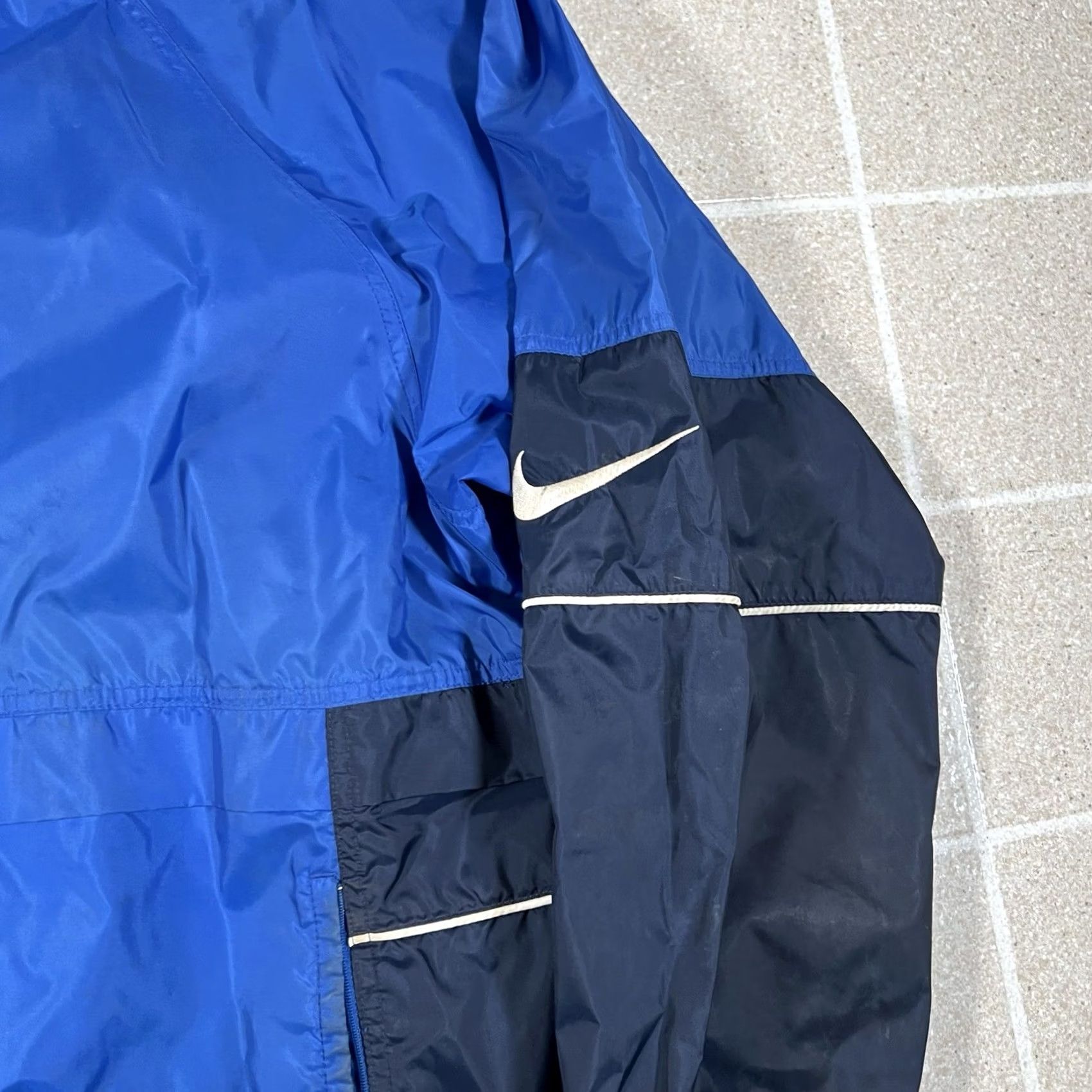 Nike VINTAGE Nike Jacket Mens XL Blue 90s Windbreaker Nylon Lightweight Track Size US XL / EU 56 / 4 - 2 Thumbnail
