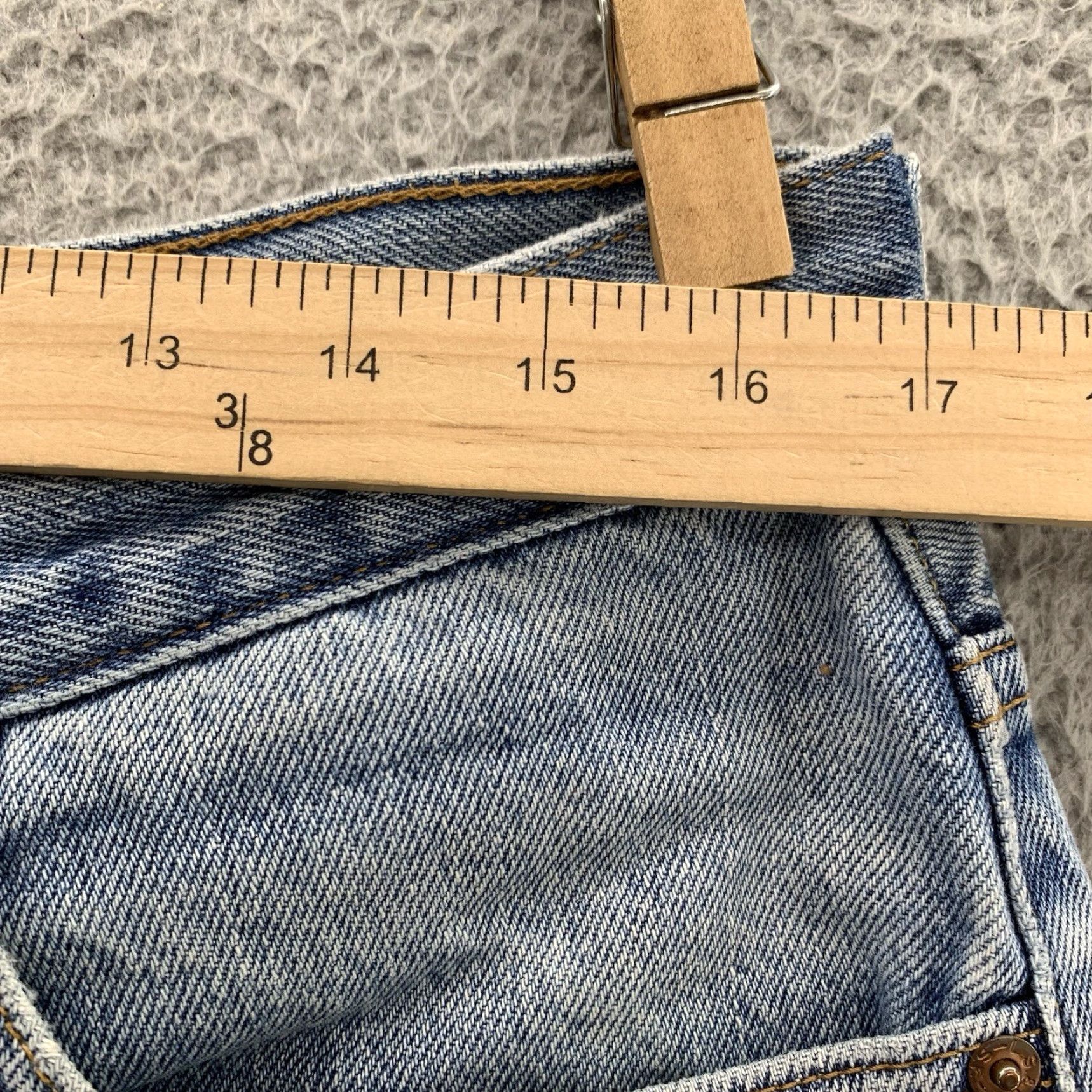 Levi's VINTAGE Levis 550 Jeans Mens 34x28 Blue Straight Washed Denim Pants 90s Baggy Skate Y2K Men Jeans Size US 34 / EU 50 - 2 Thumbnail