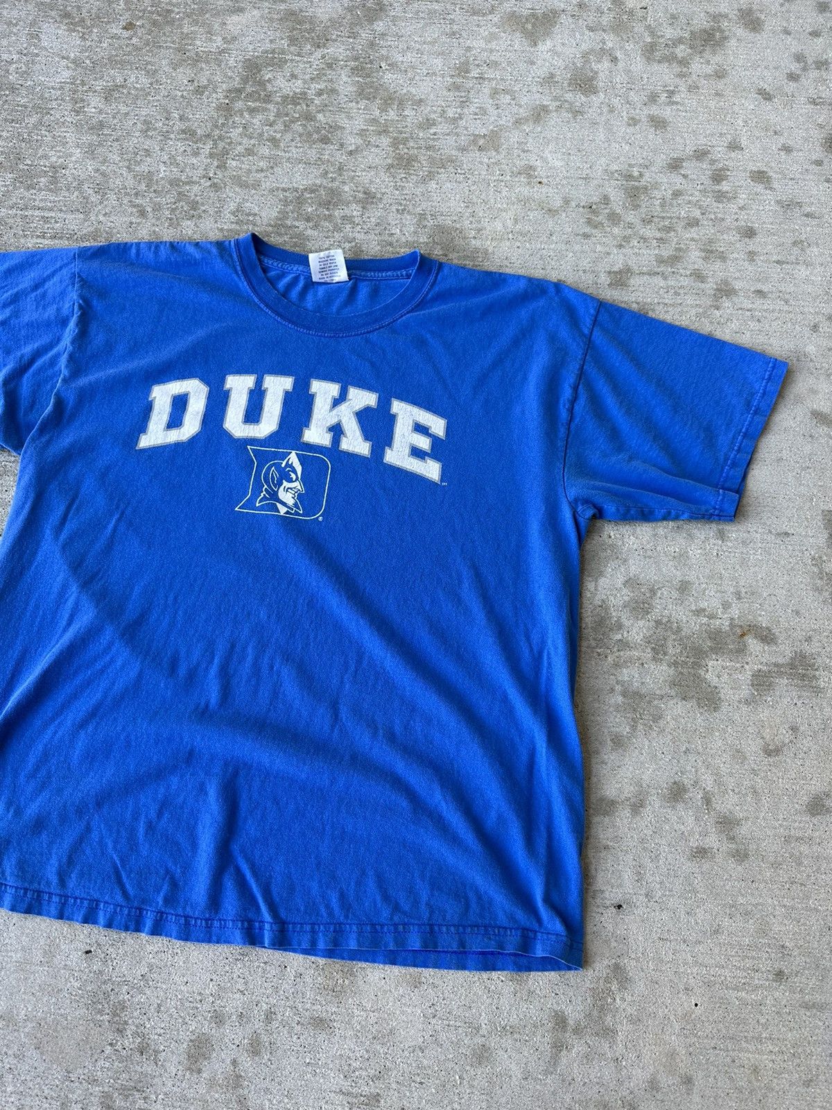 NCAA × Vintage Y2K Duke Blue Devils Tee Shirt Size US XL / EU 56 / 4 - 3 Thumbnail
