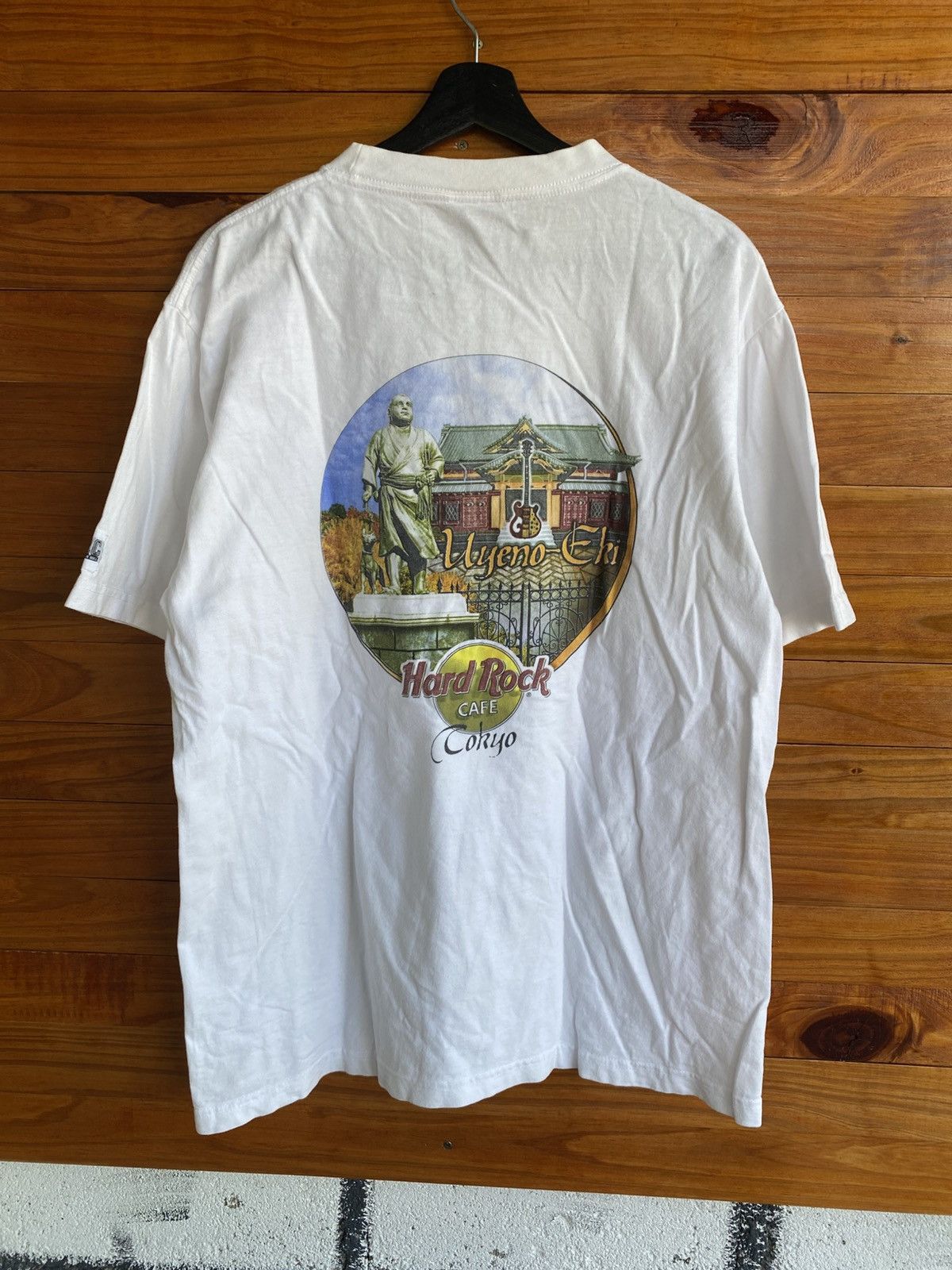 Hard Rock Cafe Vintage Hard Rock Cafe Ueno Eki Tokyo Heavy Tee White TShirt Size US L / EU 52-54 / 3 - 9 Thumbnail