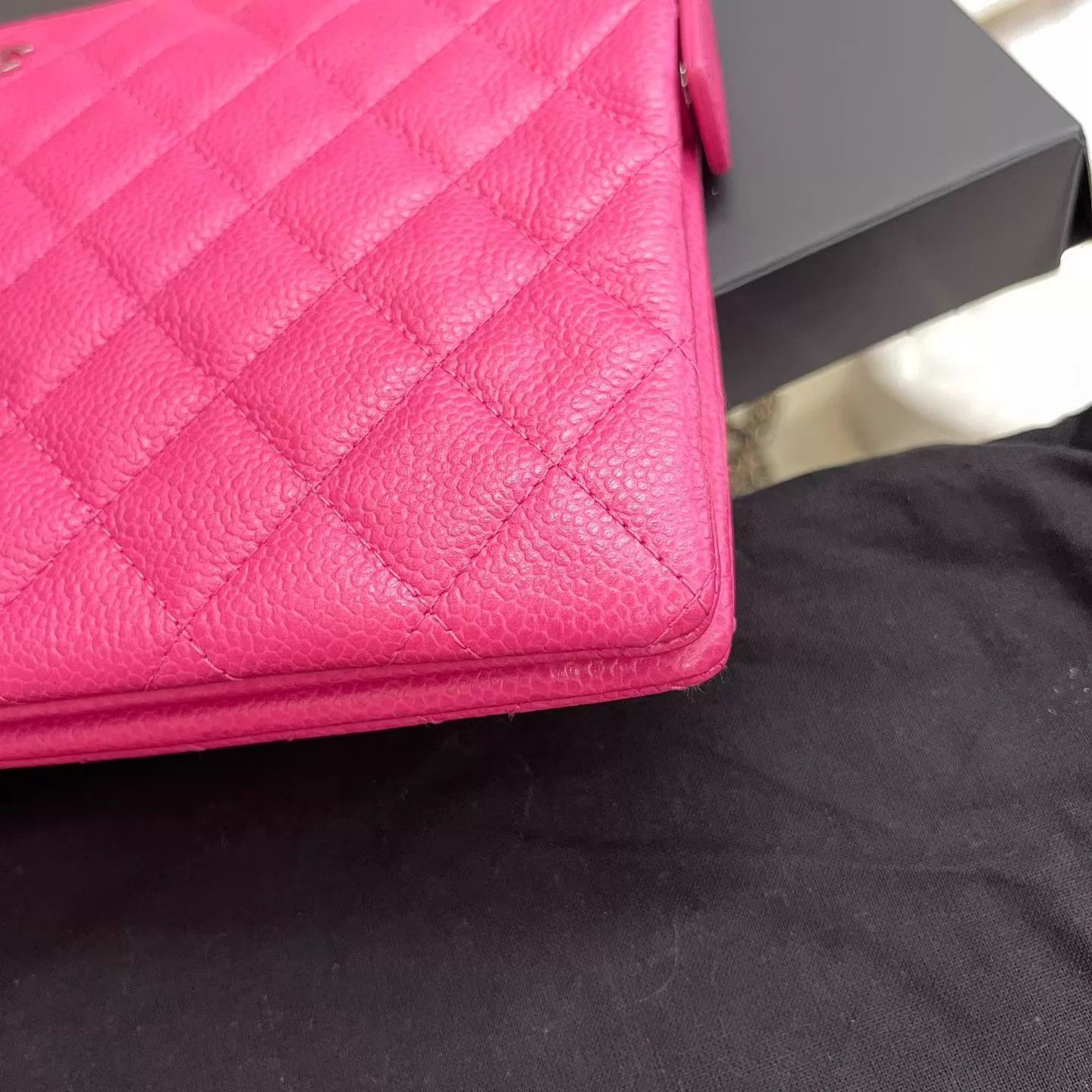 Chanel Chanel Litchi Cowhide Unused Clutch 26x12 AK940 Size ONE SIZE - 4 Thumbnail