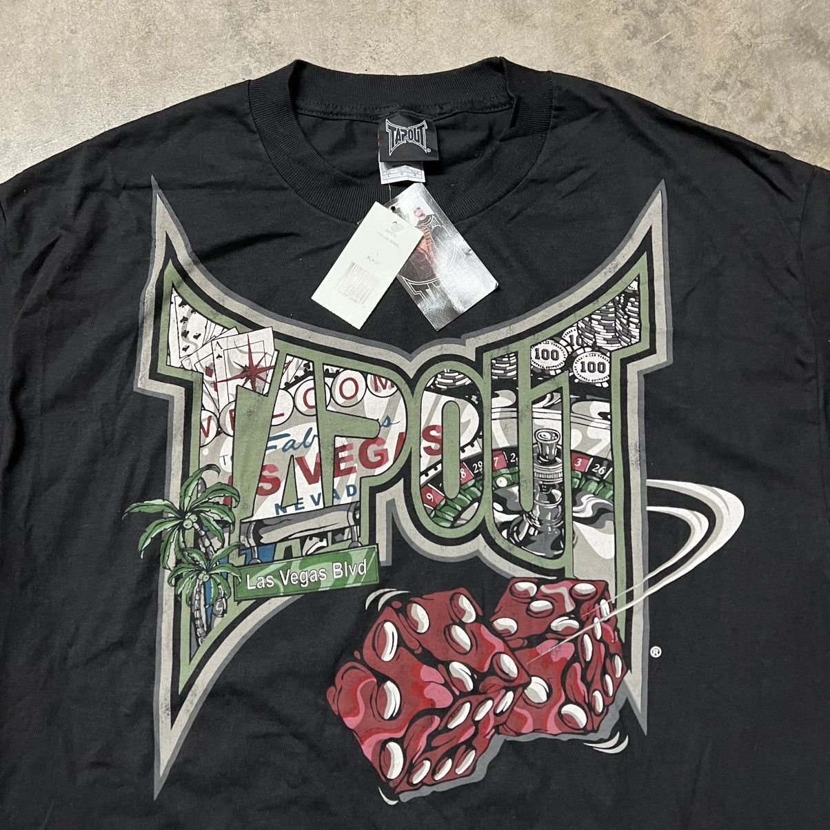 Tapout × Vintage Vintage 2000’s Tapout Las Vegas Graphic T-Shirt Size US L / EU 52-54 / 3 - 2 Thumbnail