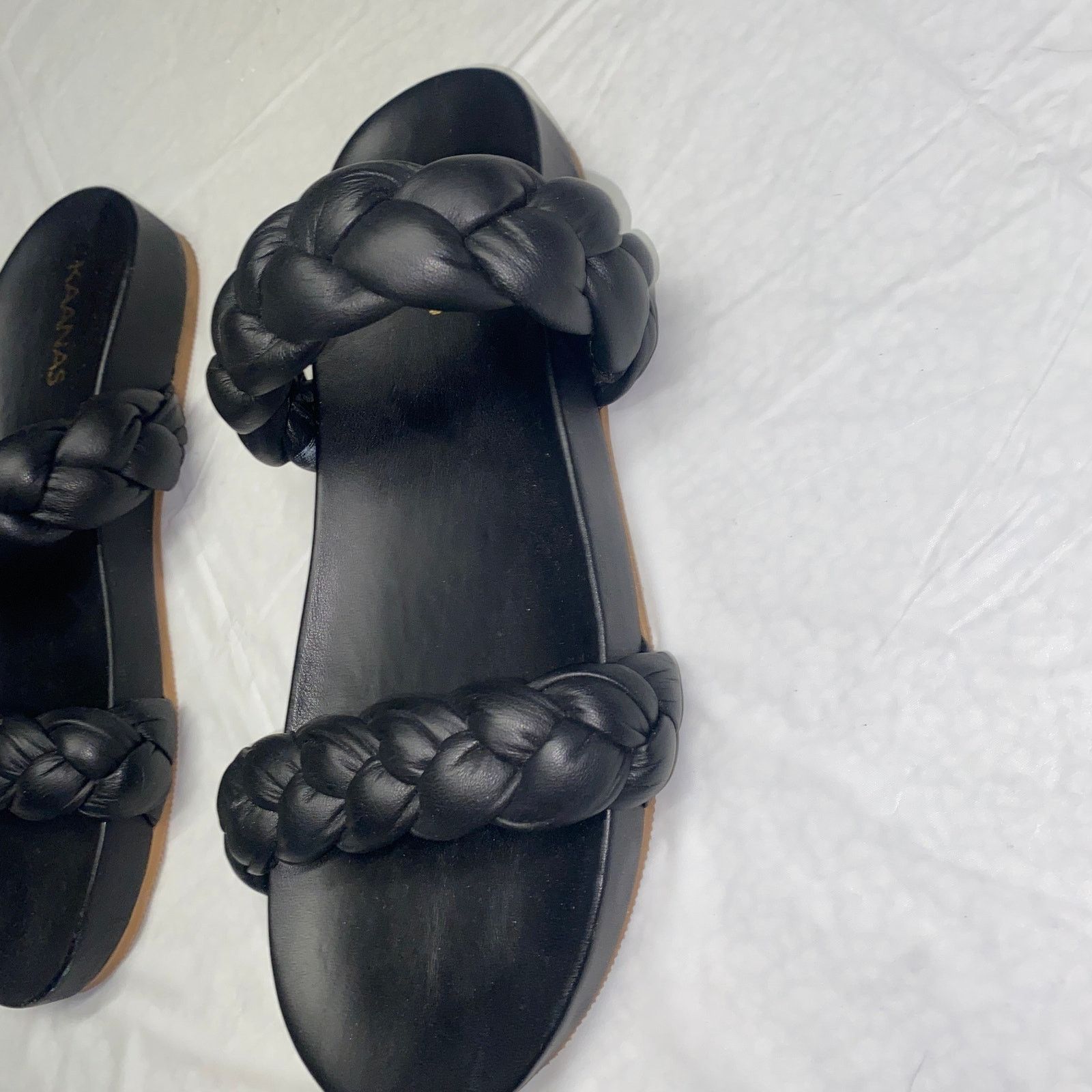 Other Kaanas Black Leather Coco Chunky Braid Pool Slide Sandals 7 Size US 7 / IT 37 - 4 Thumbnail