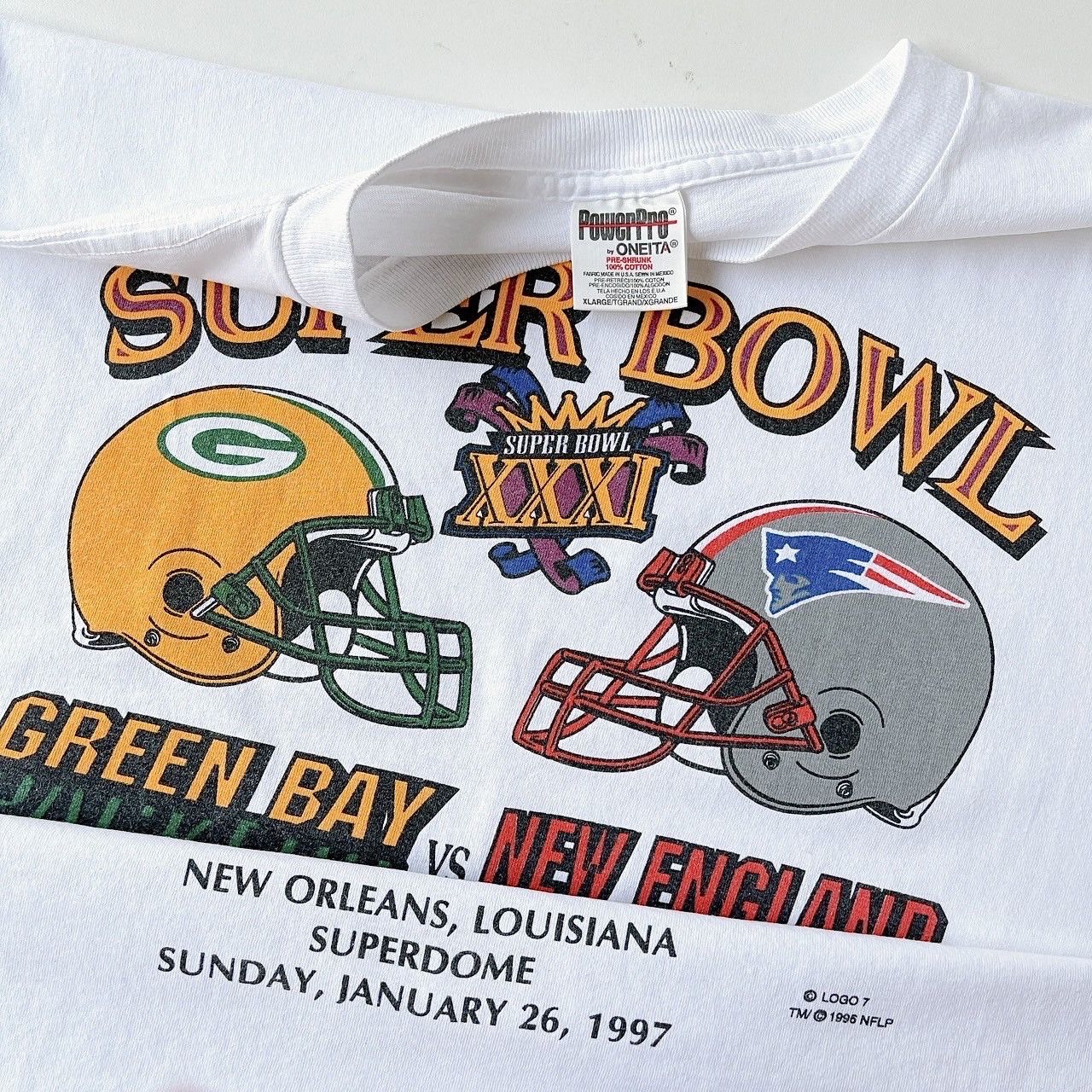 Vintage 90s Packers Vs Patriots NFL t-shirt/ XL Size US XL / EU 56 / 4 - 8 Thumbnail