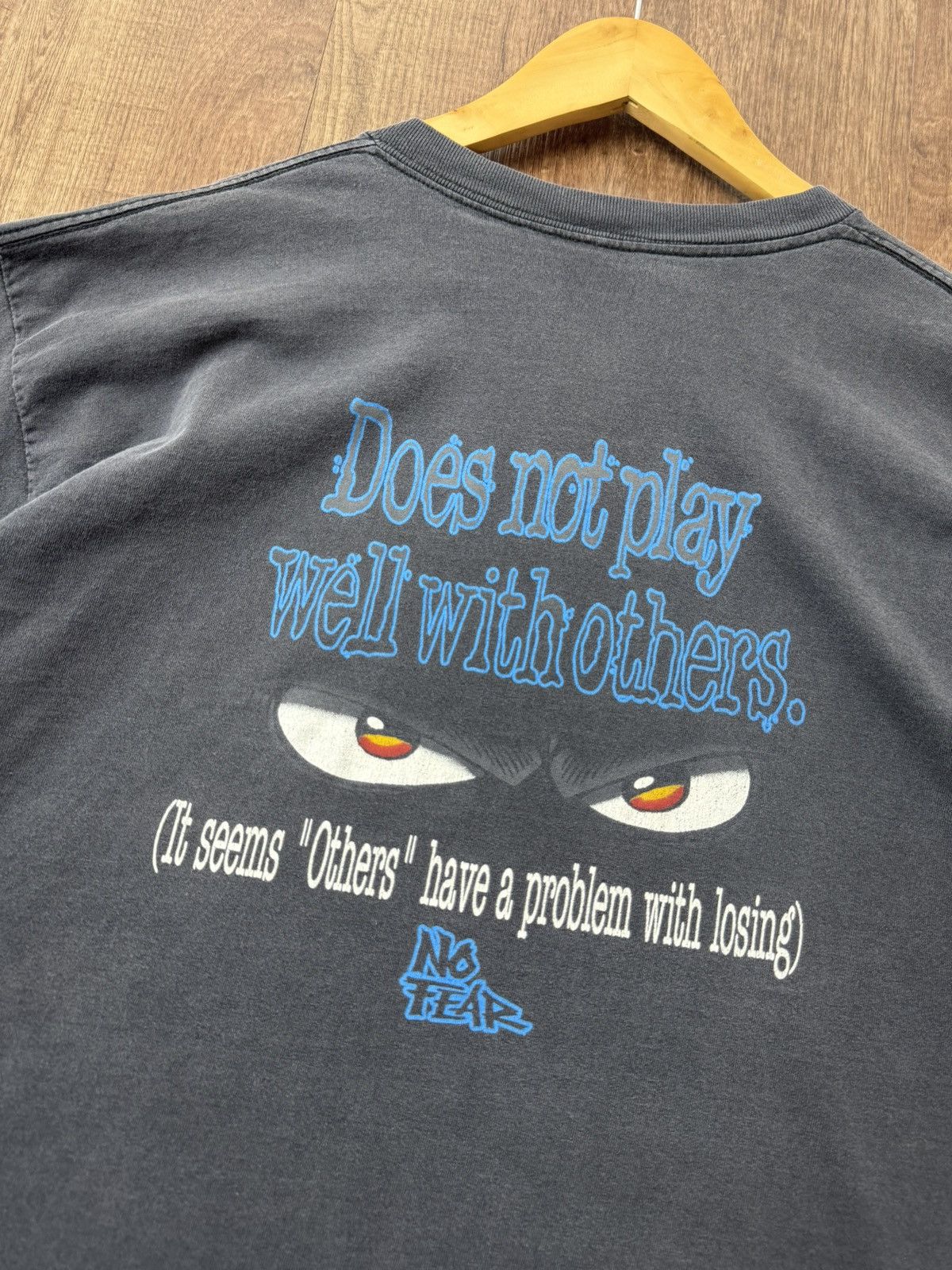 VINTAGE 90s NO FEAR EYES BLACK T-shirt