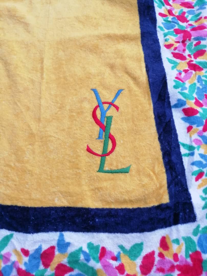 Yves Saint Laurent Yves Saint Laurent Made In Japan Nice Design Towel Size ONE SIZE - 5 Thumbnail