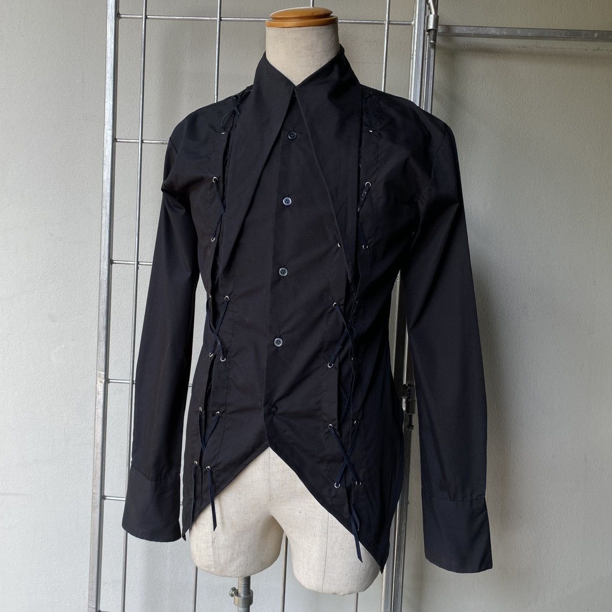 Designer × Japanese Brand Devil'n Bass Y2K Punk Black Lace-Up Symmetrical Shirt Size US L / EU 52-54 / 3 - 22 Thumbnail