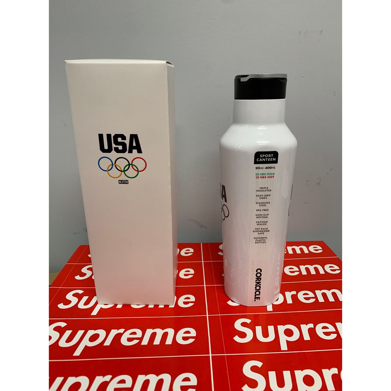 Kith Kith USA Water Bottle BRAND NEW SHIPS NOW Size ONE SIZE - 2 Thumbnail