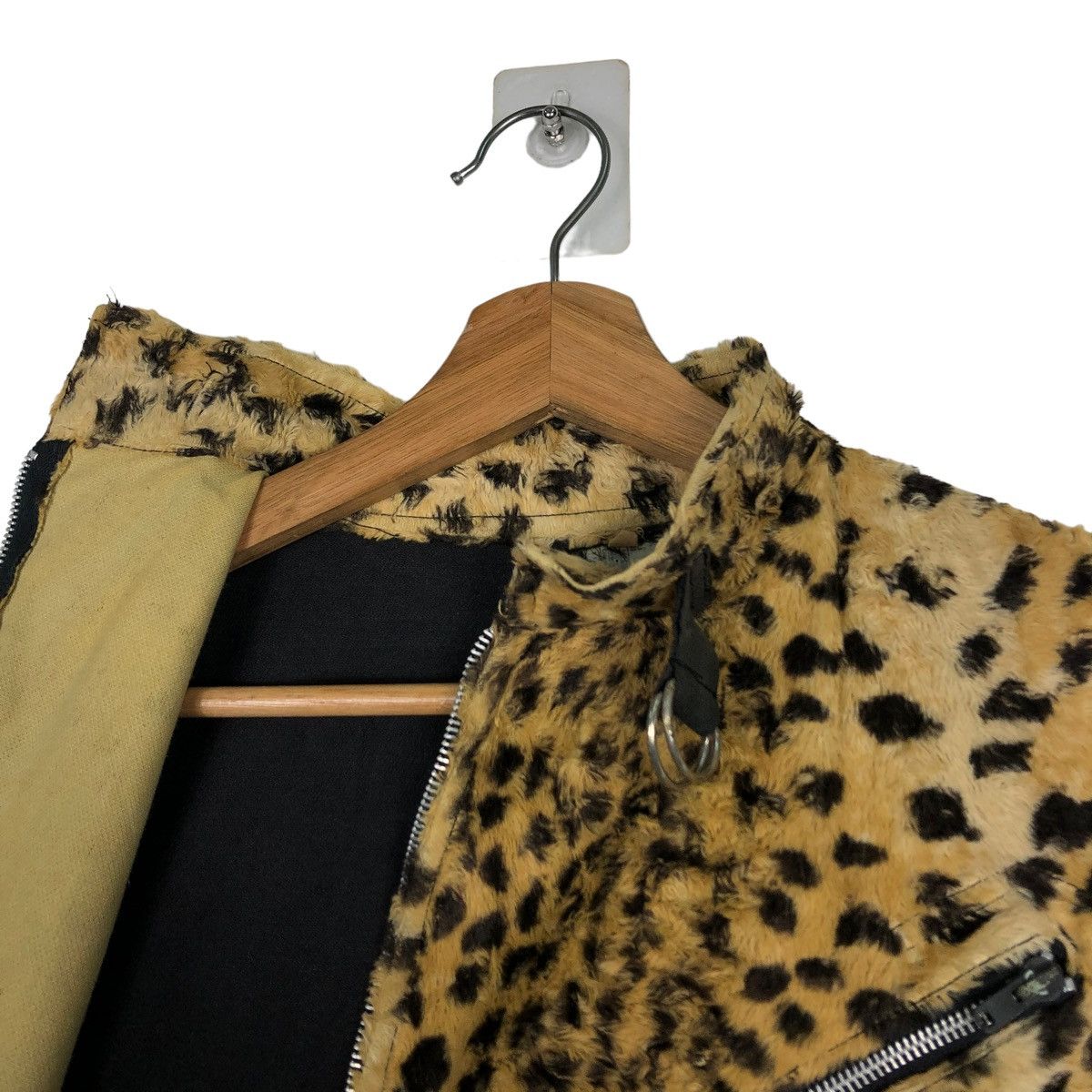 Vintage 🔥 Mink Fur Vest Tiger Skin Design Made in England Punk Wear Size US M / EU 48-50 / 2 - 13 Thumbnail