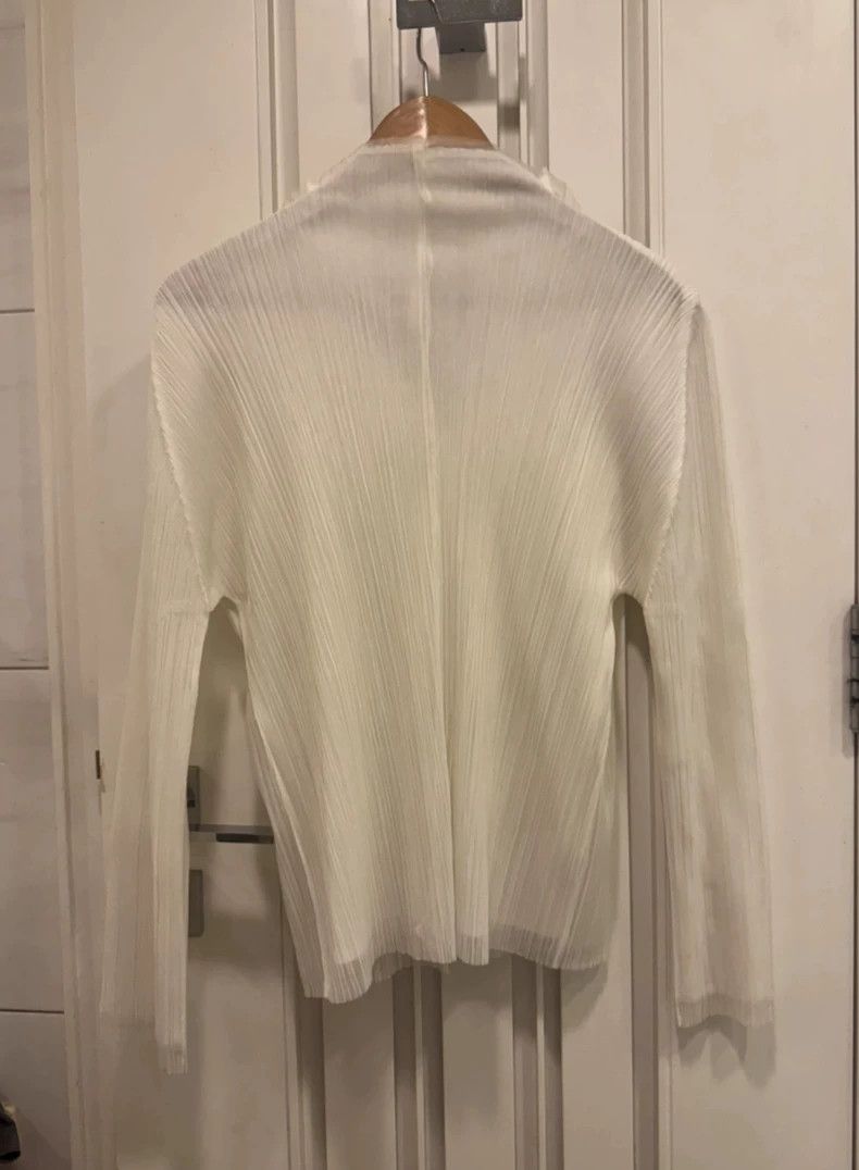 Issey Miyake Issey Miyake size:5 White pleated coat Size M / US 6-8 / IT 42-44 - 9 Thumbnail