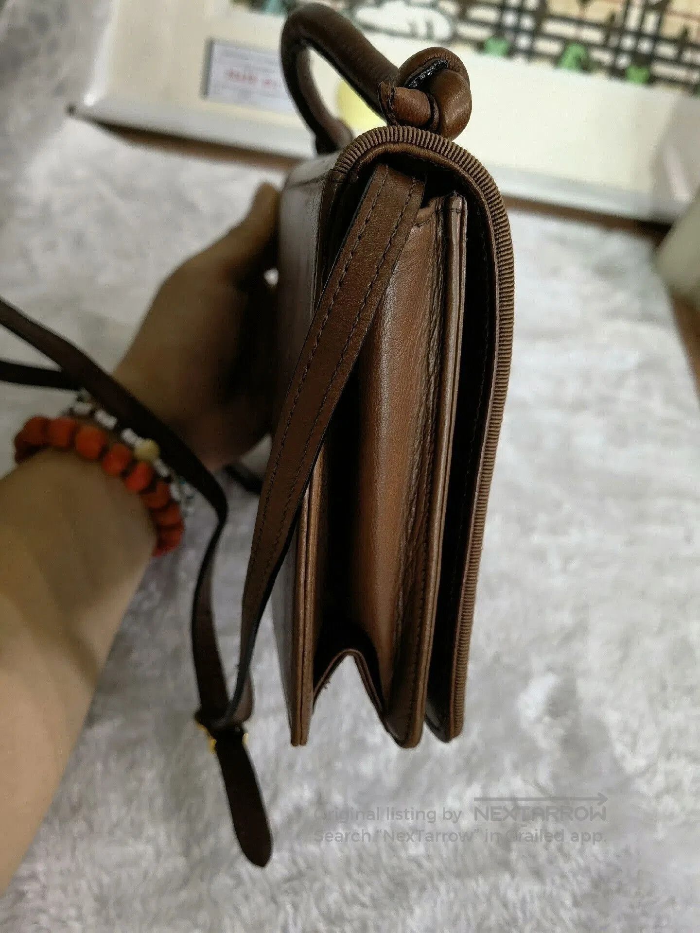 Salvatore Ferragamo Ferragamo High Heel Handbag in Brown. Size ONE SIZE - 3 Thumbnail