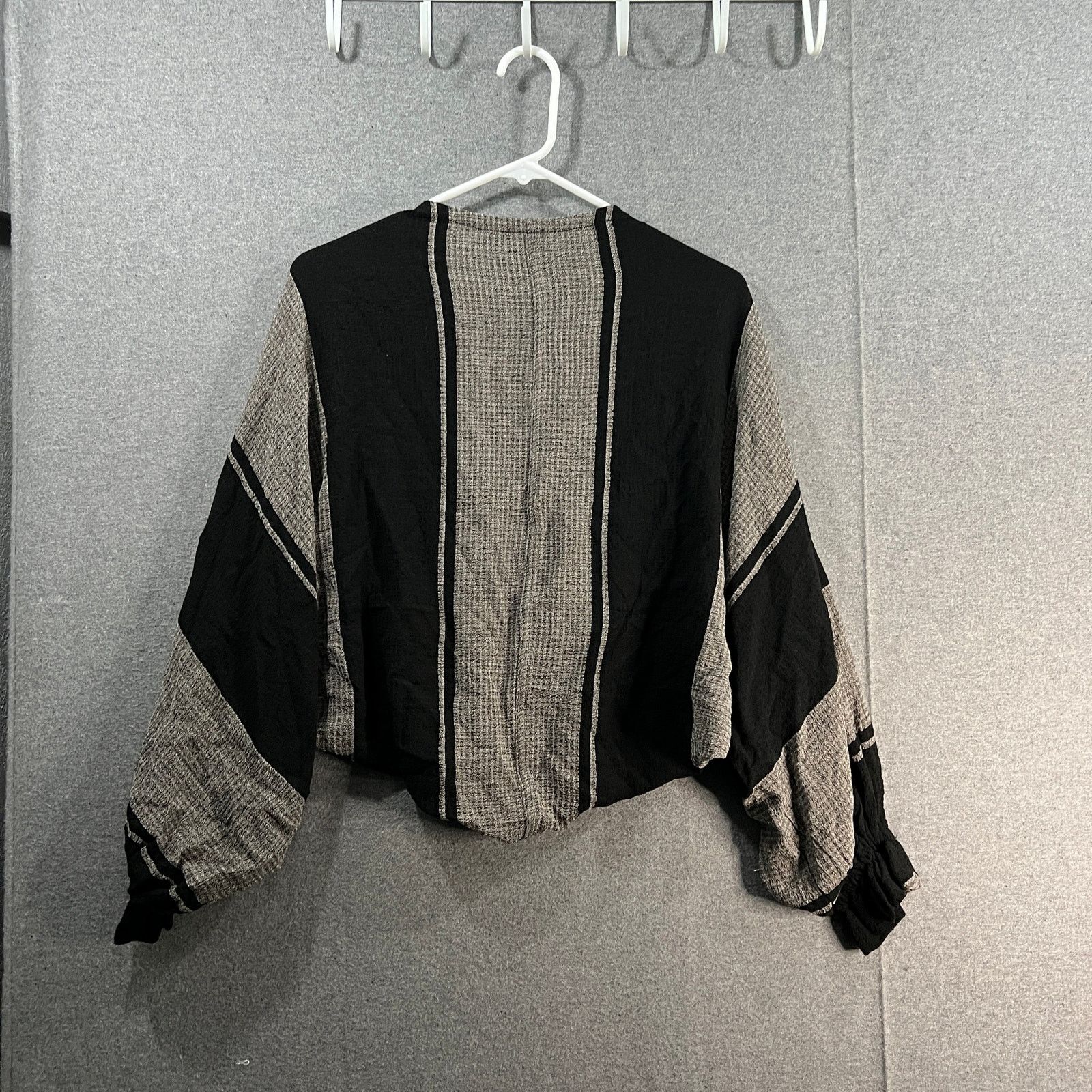 Other LOGO by Lori Goldstein Woven Textured Shrug Size XS / US 0-2 / IT 36-38 - 3 Thumbnail