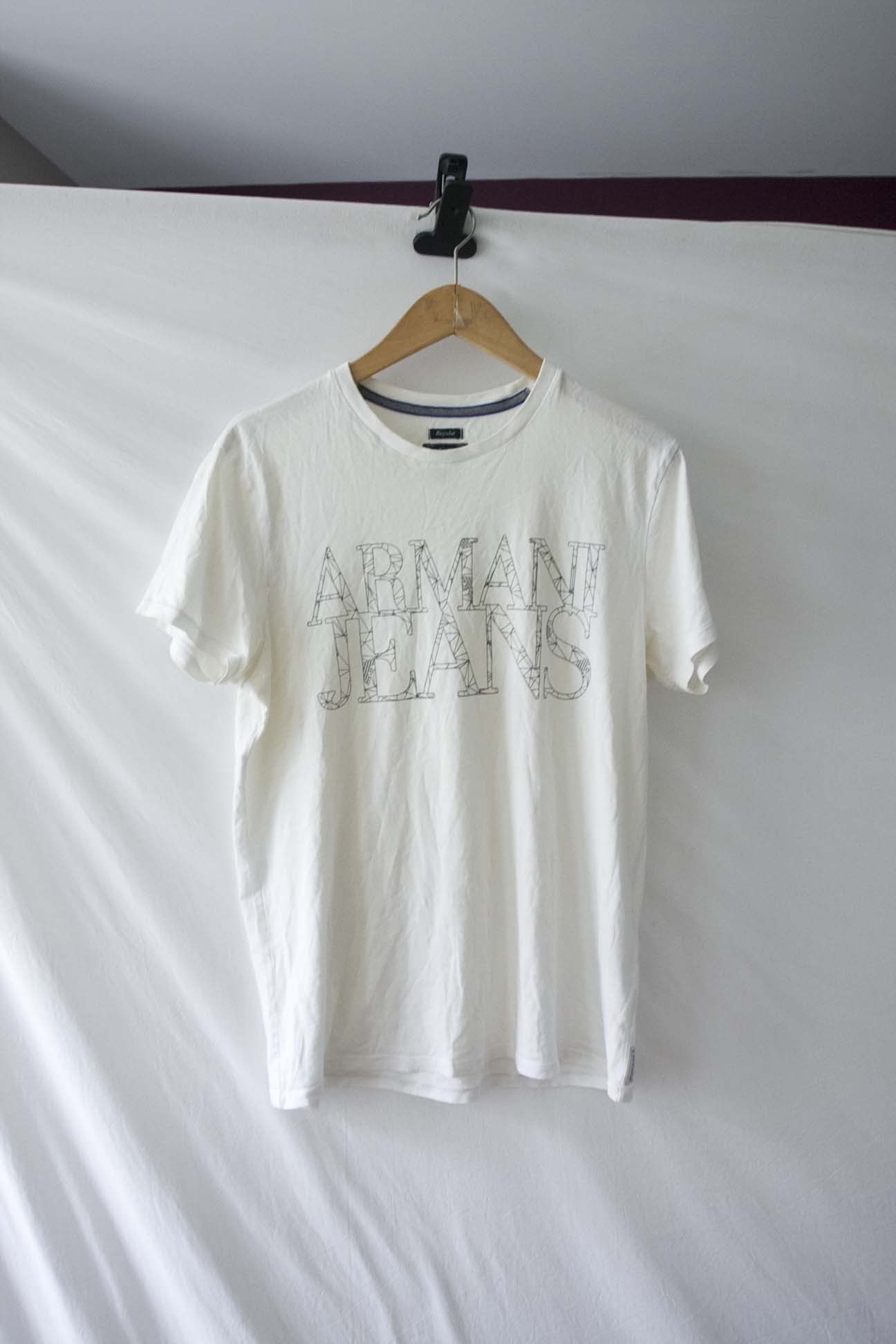 Armani Armani Jeans T Shirt Size L Spell Out White Size US L / EU 52-54 / 3 - 2 Thumbnail
