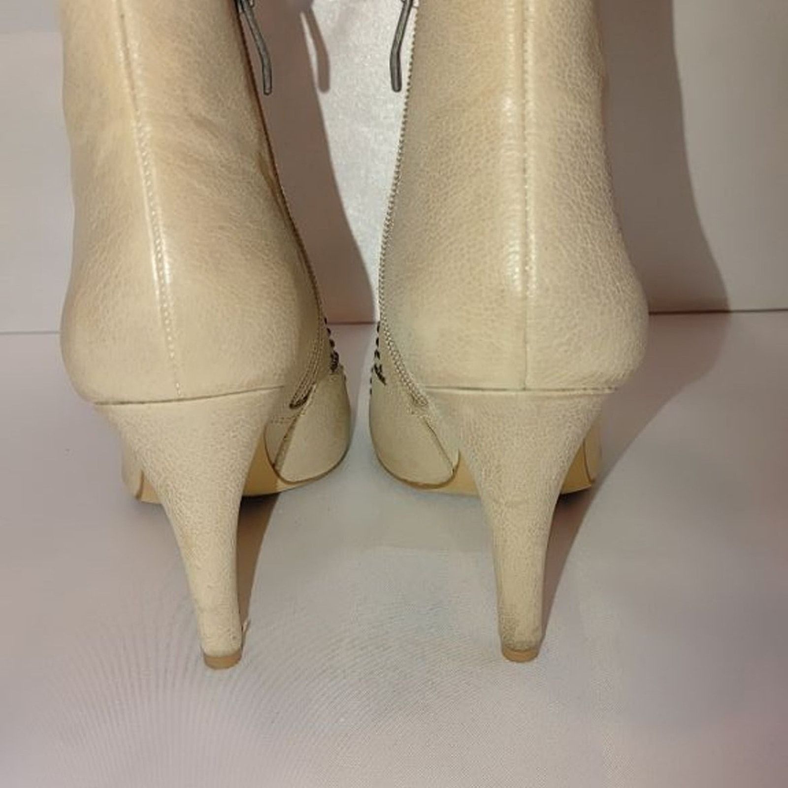 Vince Camuto Vince Camuto Kanster Beige Leather Peep Toe Booties Size 6 Size US 6 / IT 36 - 9 Thumbnail