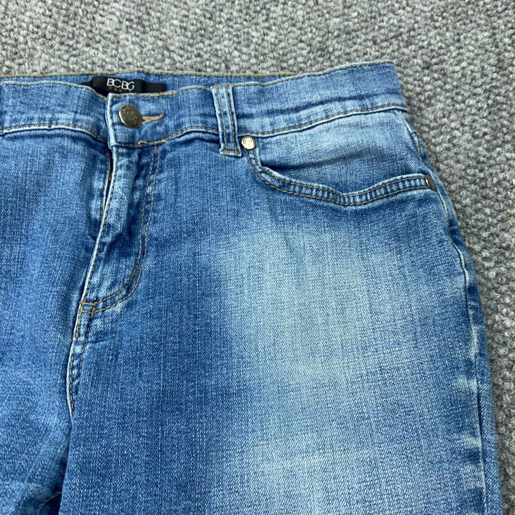 Vintage BCBG Paris Jeans Womens Size 10 Blue Mid-Rise Bootcut Stretch Denim 5-Pocket Size 32" / US 10 / IT 46 - 3 Thumbnail